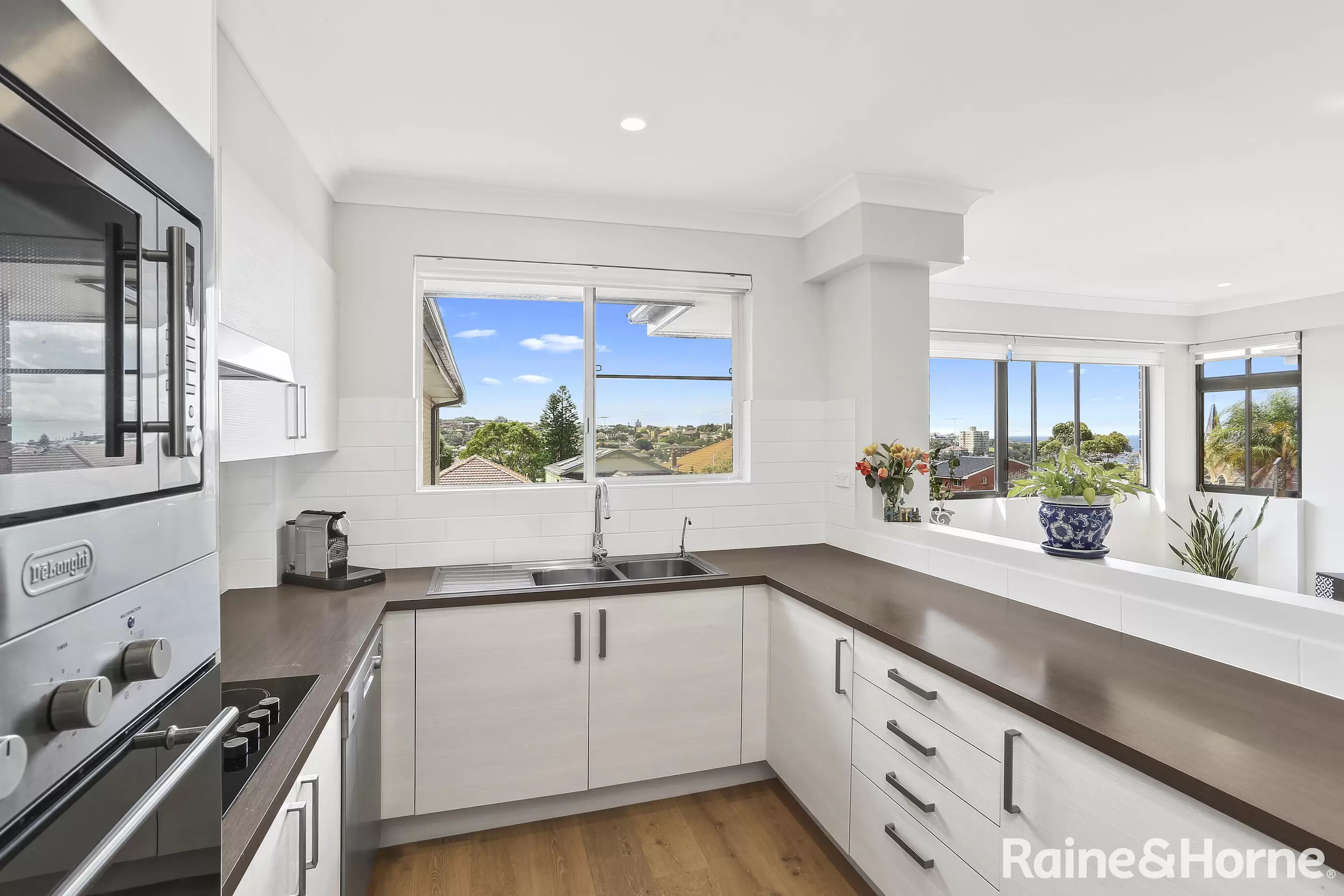 11/20 Carr Street, Coogee Leased by Raine & Horne Randwick | Coogee | Clovelly - image 4