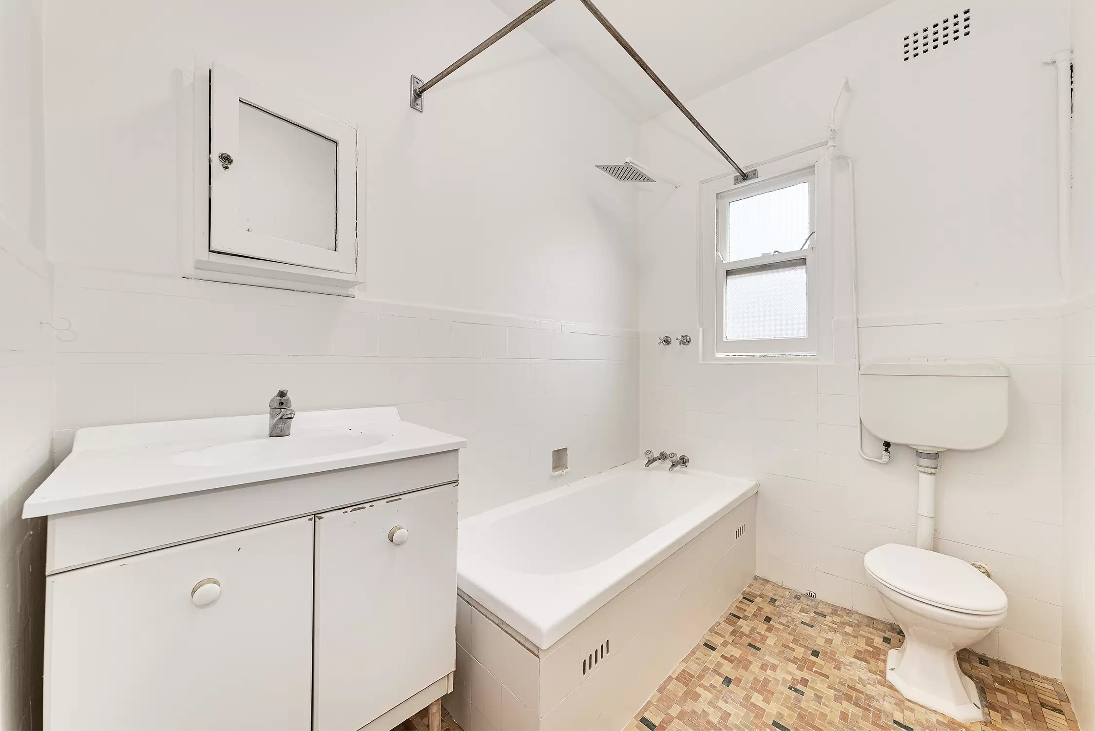 4/246 Clovelly Road, Clovelly Leased by Raine & Horne Randwick | Coogee | Clovelly - image 6