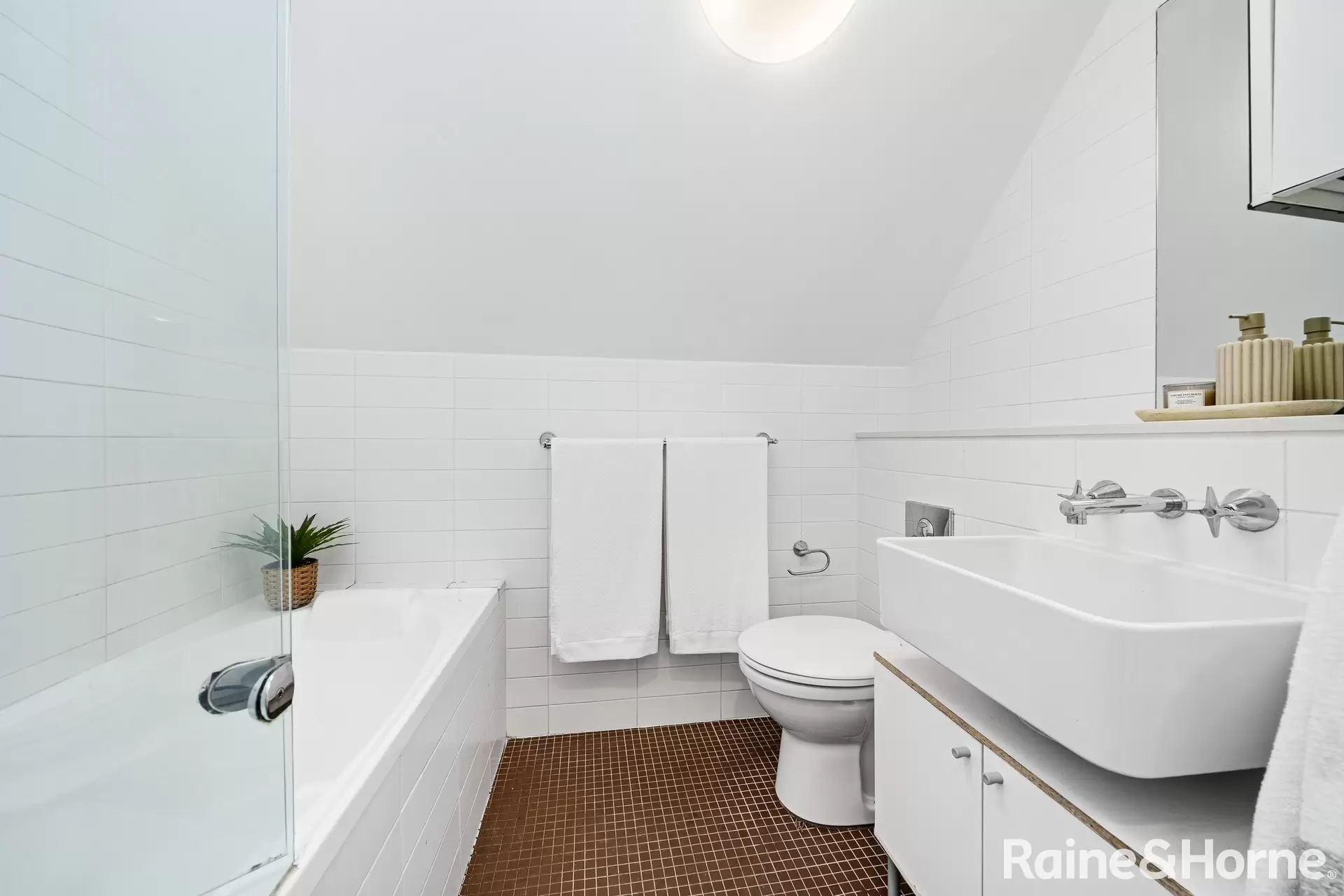 5/2-4 Frances Street, Randwick Sold by Raine & Horne Randwick | Coogee | Clovelly - image 1
