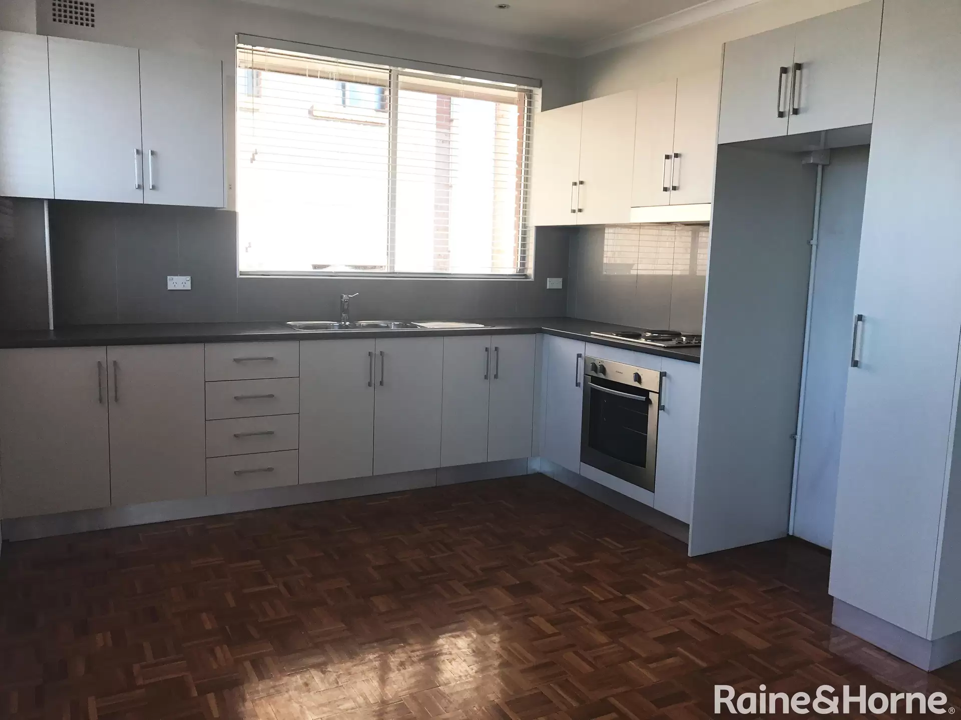 5/235 Clovelly Road, Clovelly Leased by Raine & Horne Randwick | Coogee | Clovelly - image 1