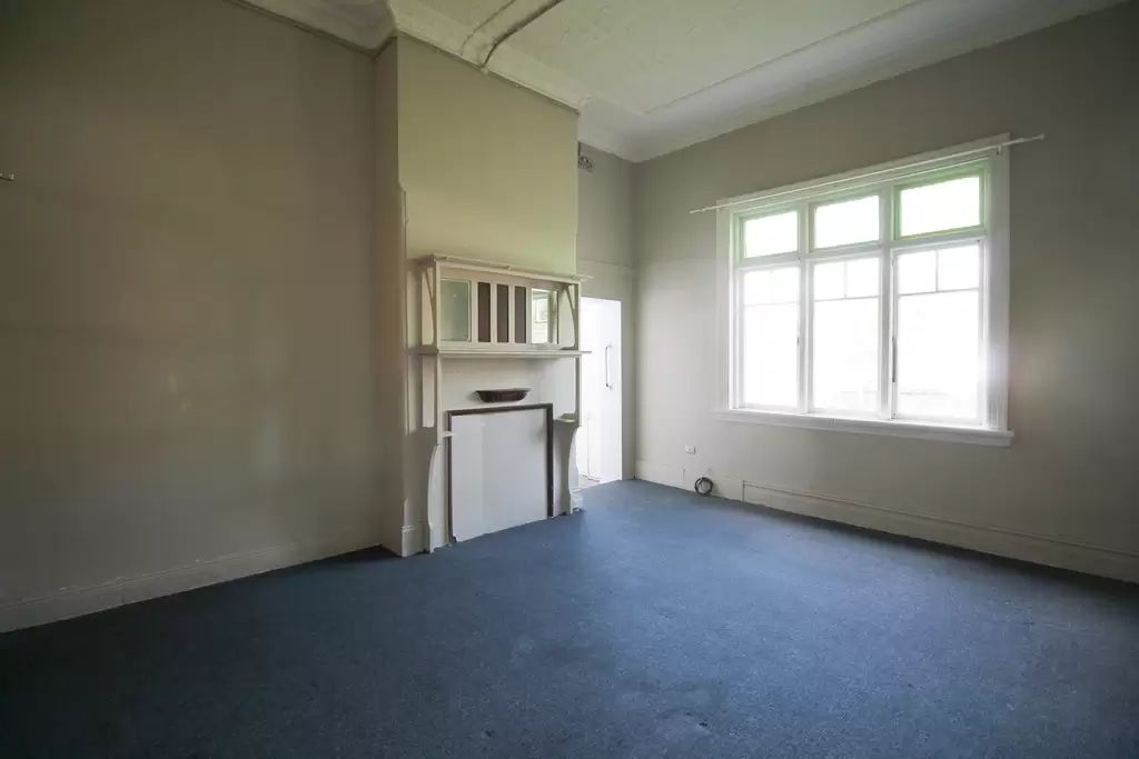 2/122 Mount Street, Coogee Leased by Raine & Horne Randwick | Coogee | Clovelly