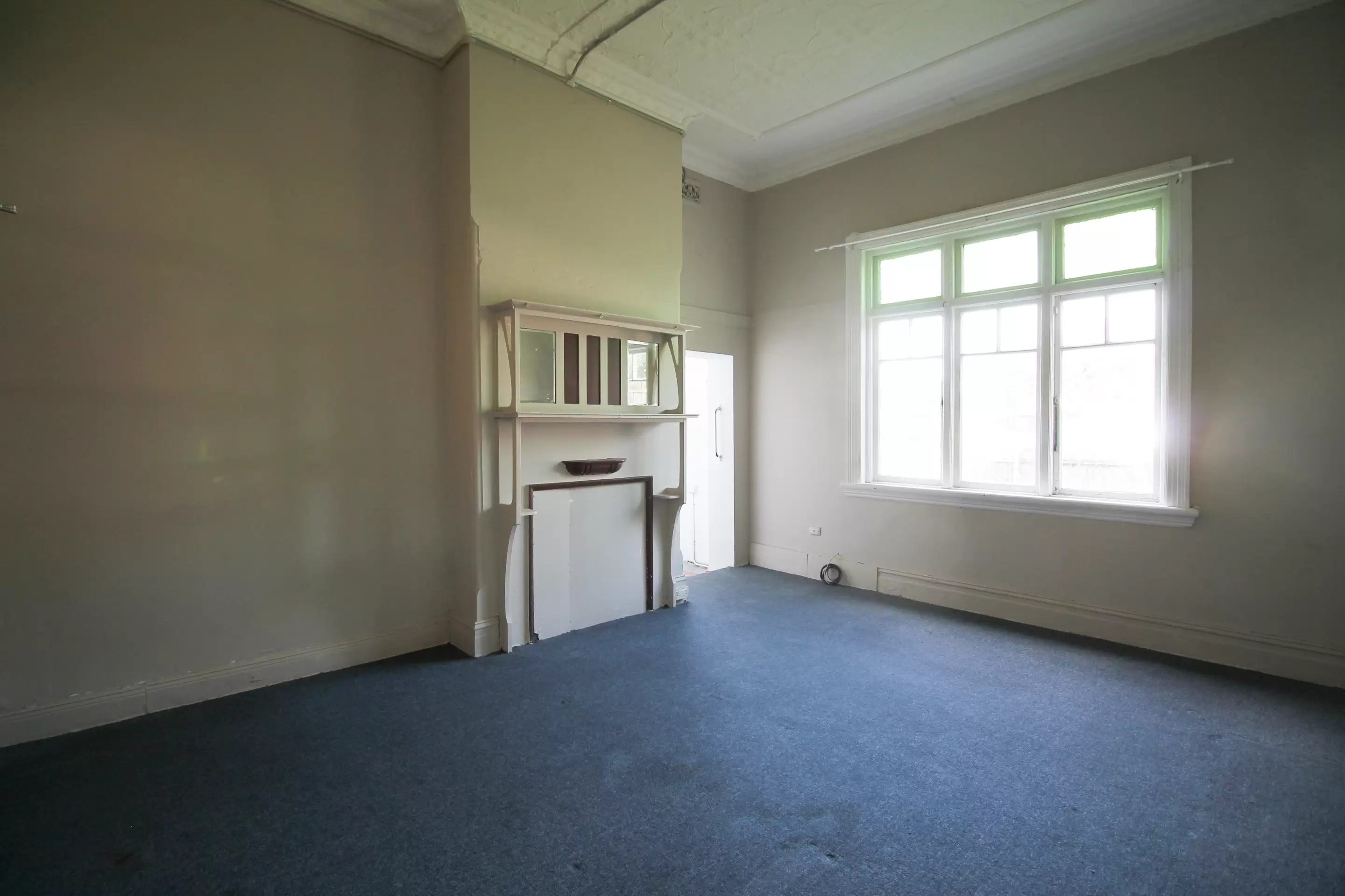 2/122 Mount Street, Coogee Leased by Raine & Horne Randwick | Coogee | Clovelly - image 1