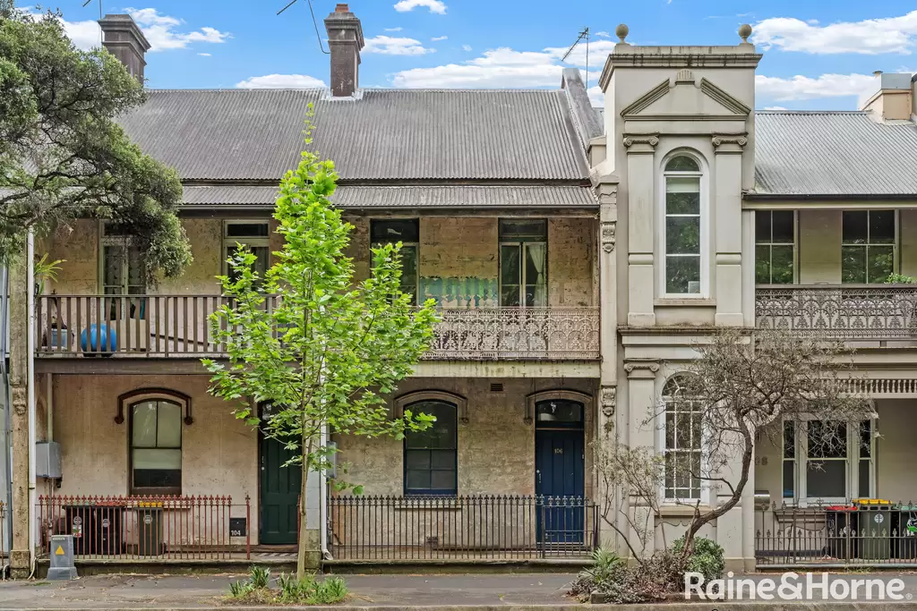 106 Oxford Street, Woollahra Sold by Raine & Horne Randwick | Coogee | Clovelly
