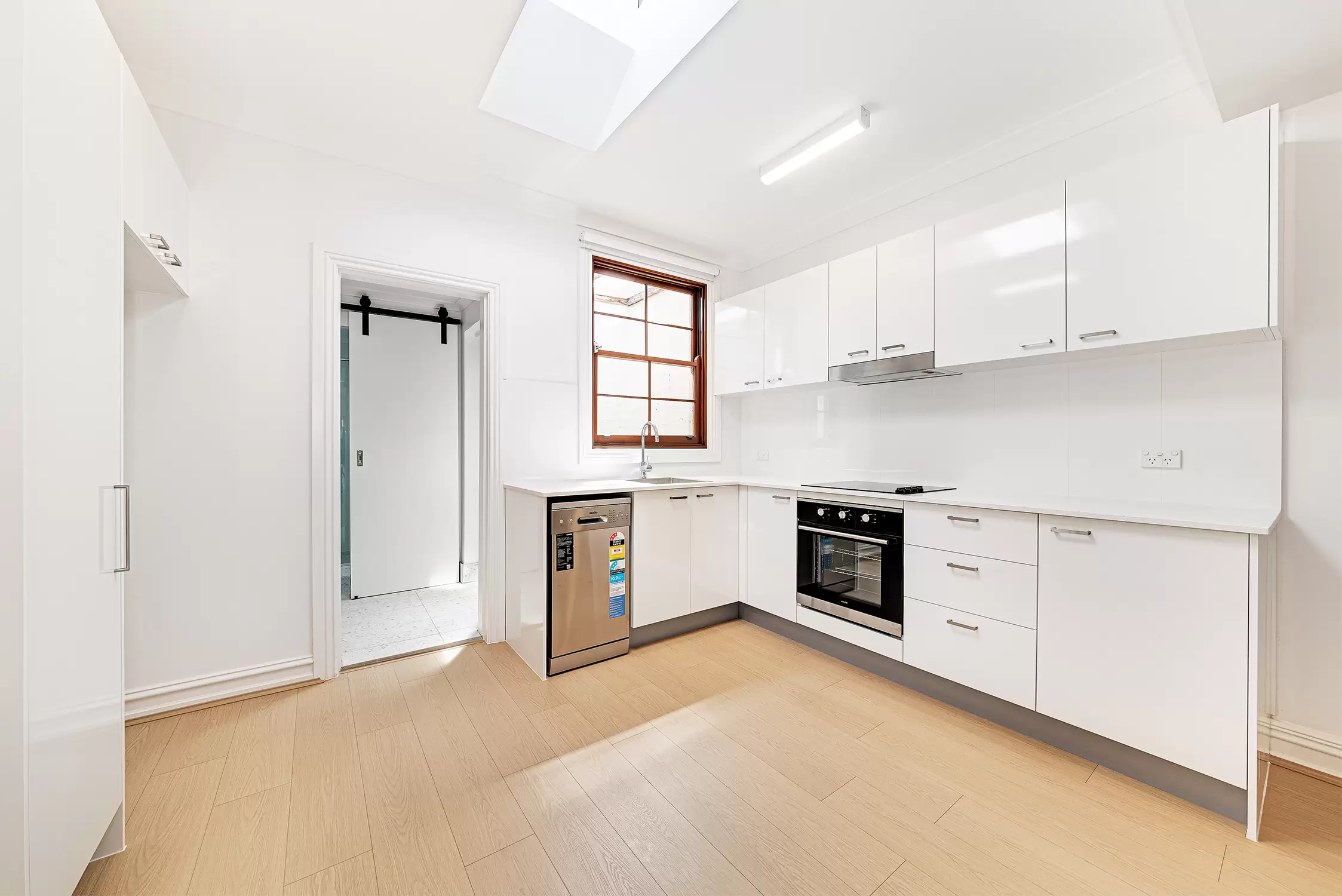 3/14 Spring Street, Paddington Leased by Raine & Horne Randwick | Coogee | Clovelly - image 2