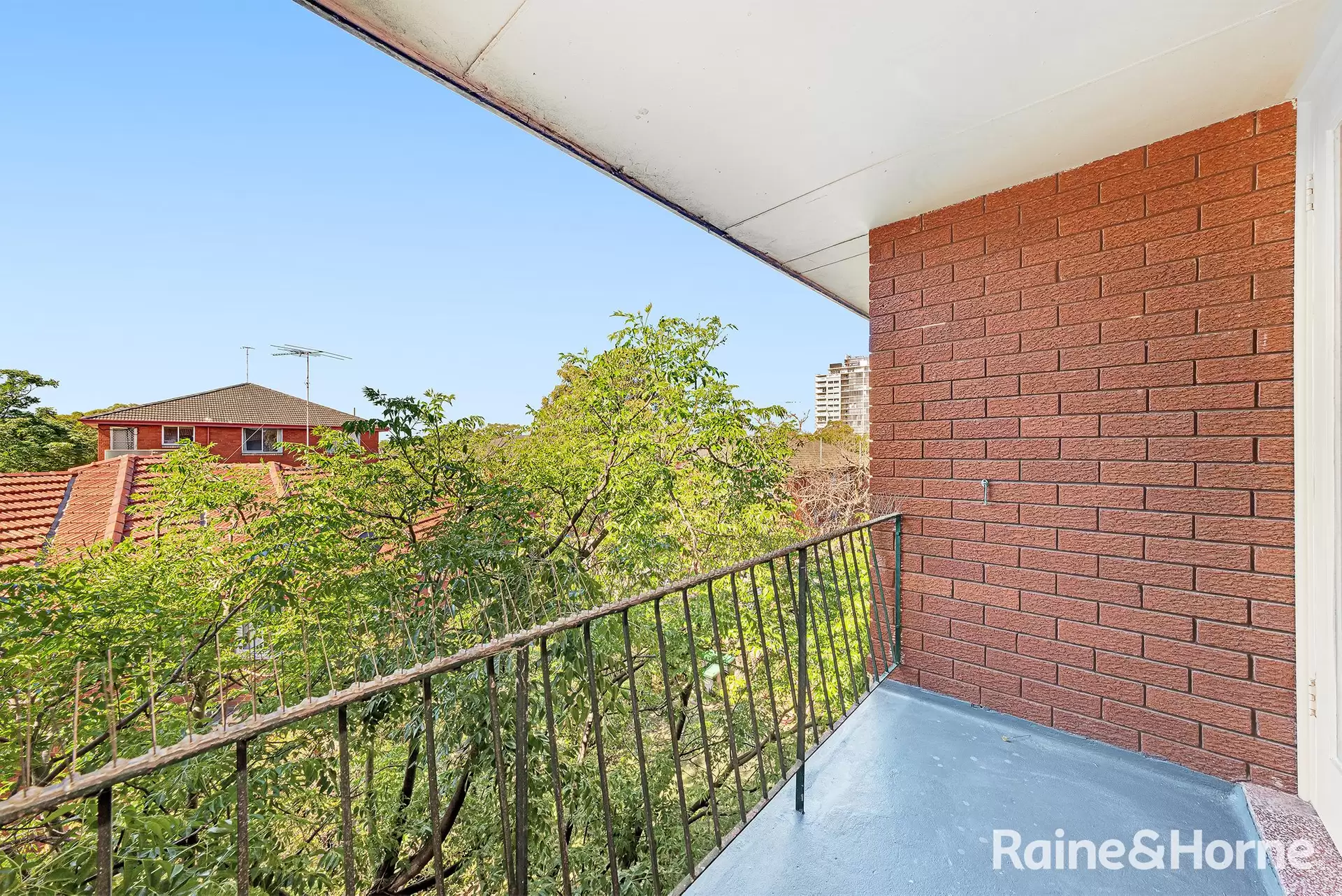 11/4 James Place, Hillsdale Leased by Raine & Horne Randwick | Coogee | Clovelly - image 1