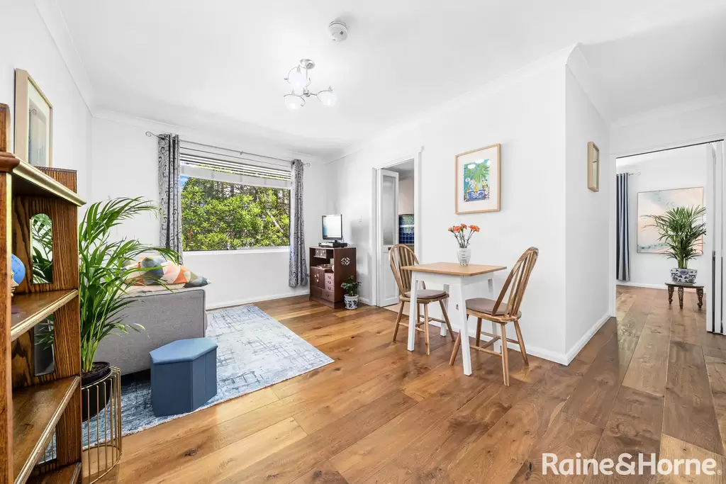 8/21 Pemell Street, Newtown Sold by Raine & Horne Randwick | Coogee | Clovelly