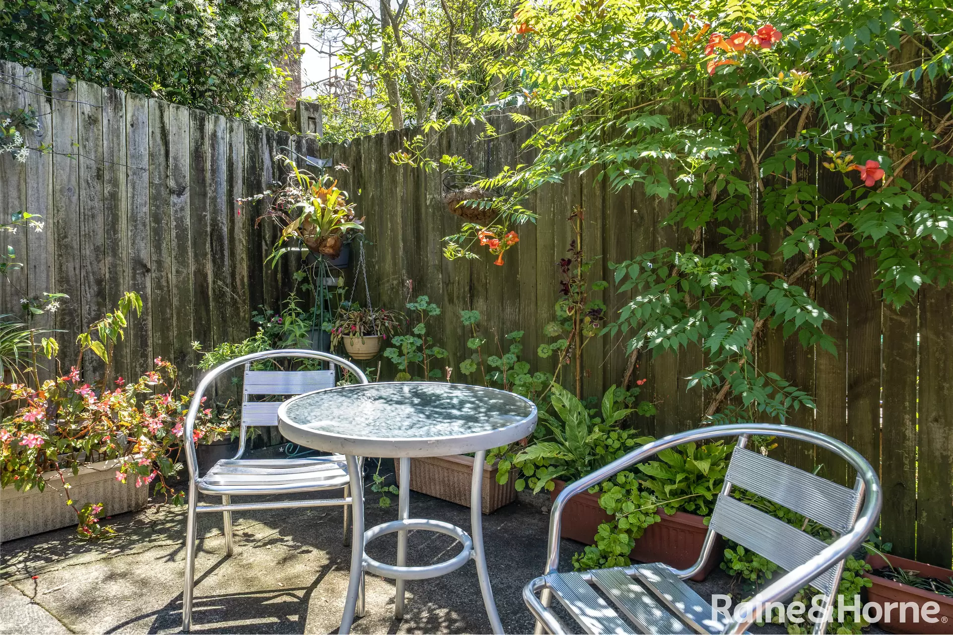 8/21 Pemell Street, Newtown Sold by Raine & Horne Randwick | Coogee | Clovelly - image 1