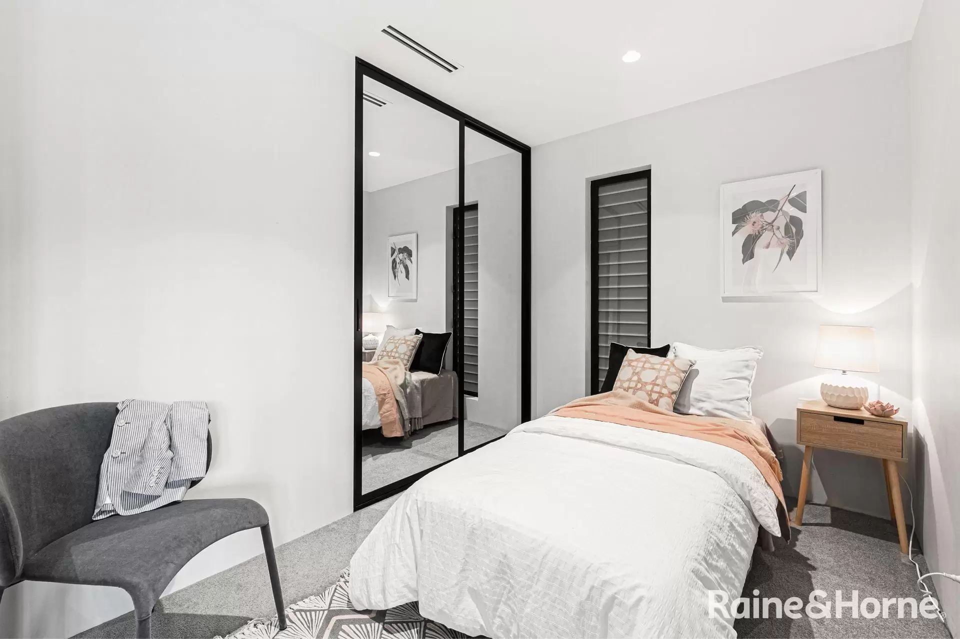 214/86 Mobbs Lane, Eastwood Leased by Raine & Horne Randwick | Coogee | Clovelly - image 5