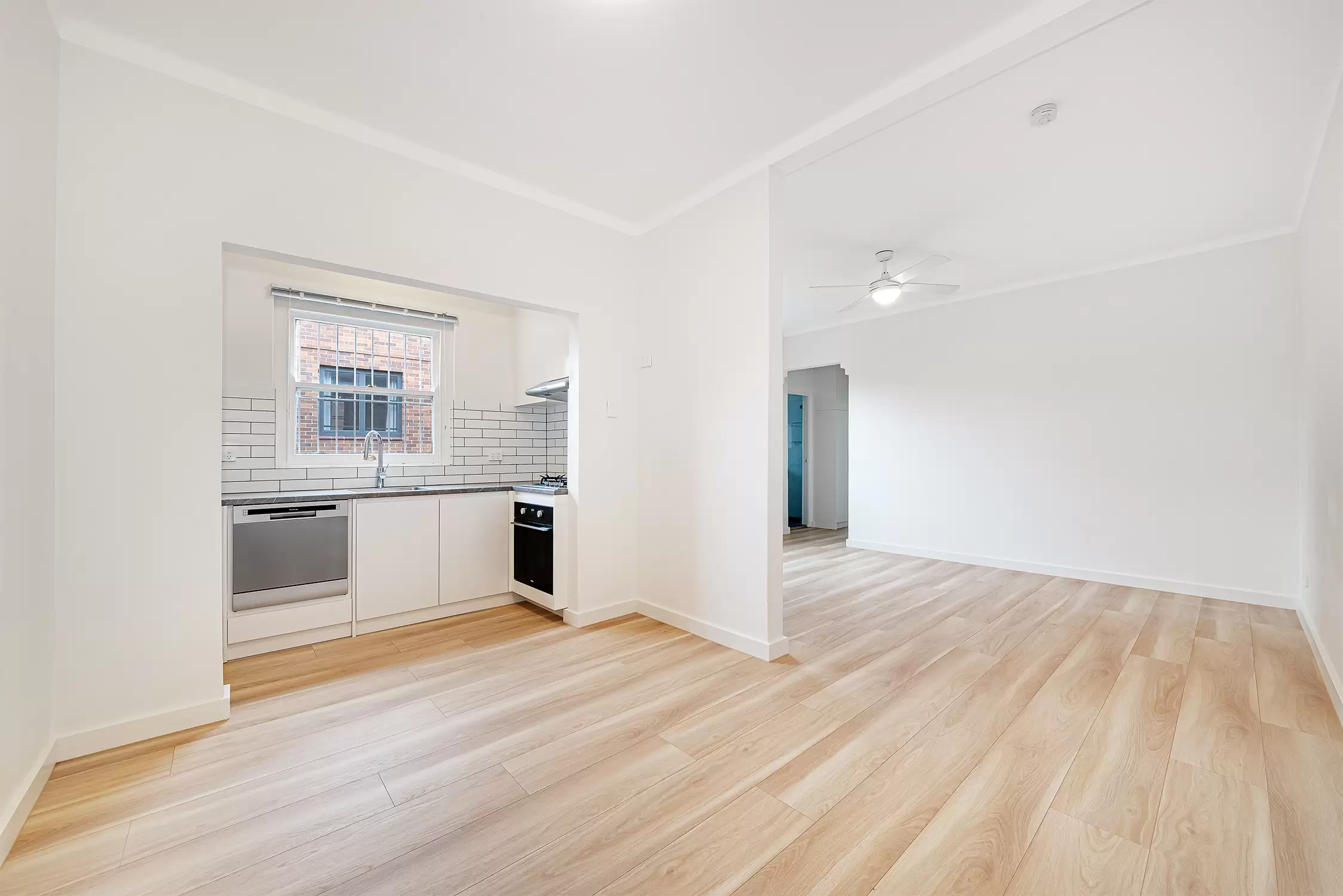 2/1A Stanley Street, Randwick Leased by Raine & Horne Randwick | Coogee | Clovelly - image 1