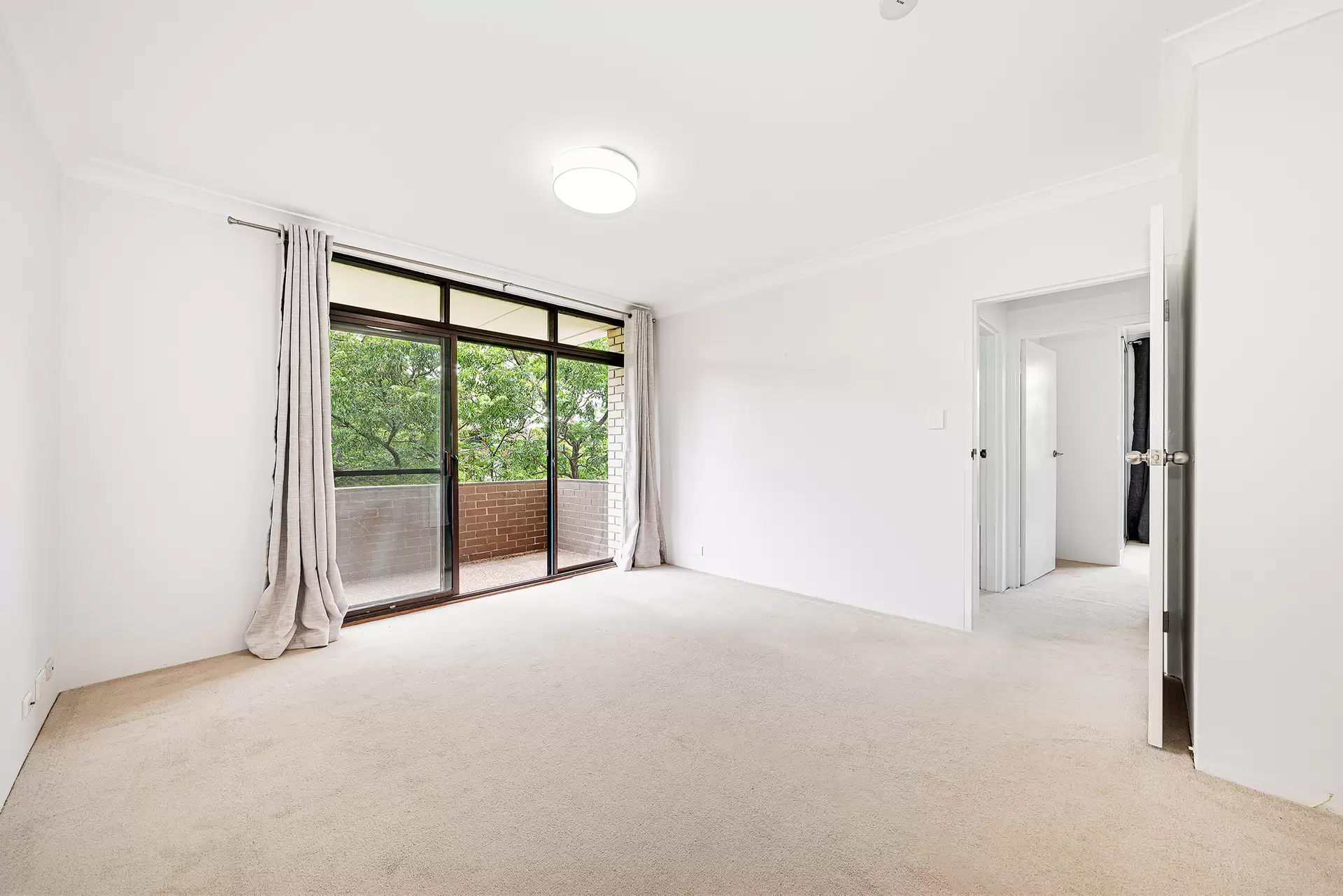 5/15-21 Duke Street, Kensington Leased by Raine & Horne Randwick | Coogee | Clovelly - image 1