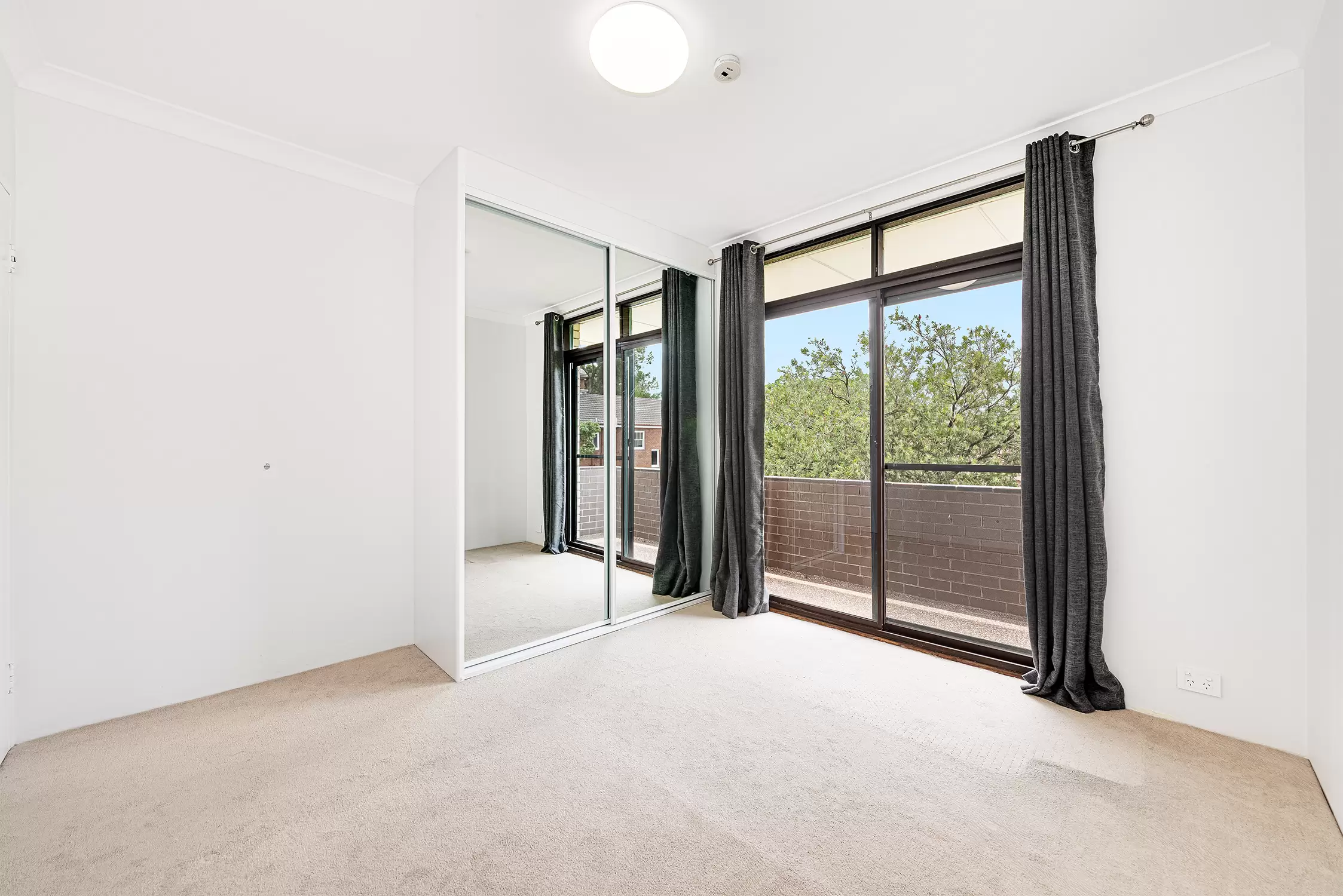 5/15-21 Duke Street, Kensington Leased by Raine & Horne Randwick | Coogee | Clovelly - image 2