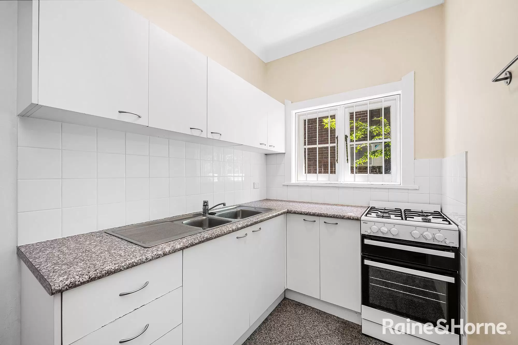3/36 Keith Street, Clovelly Leased by Raine & Horne Randwick | Coogee | Clovelly - image 4