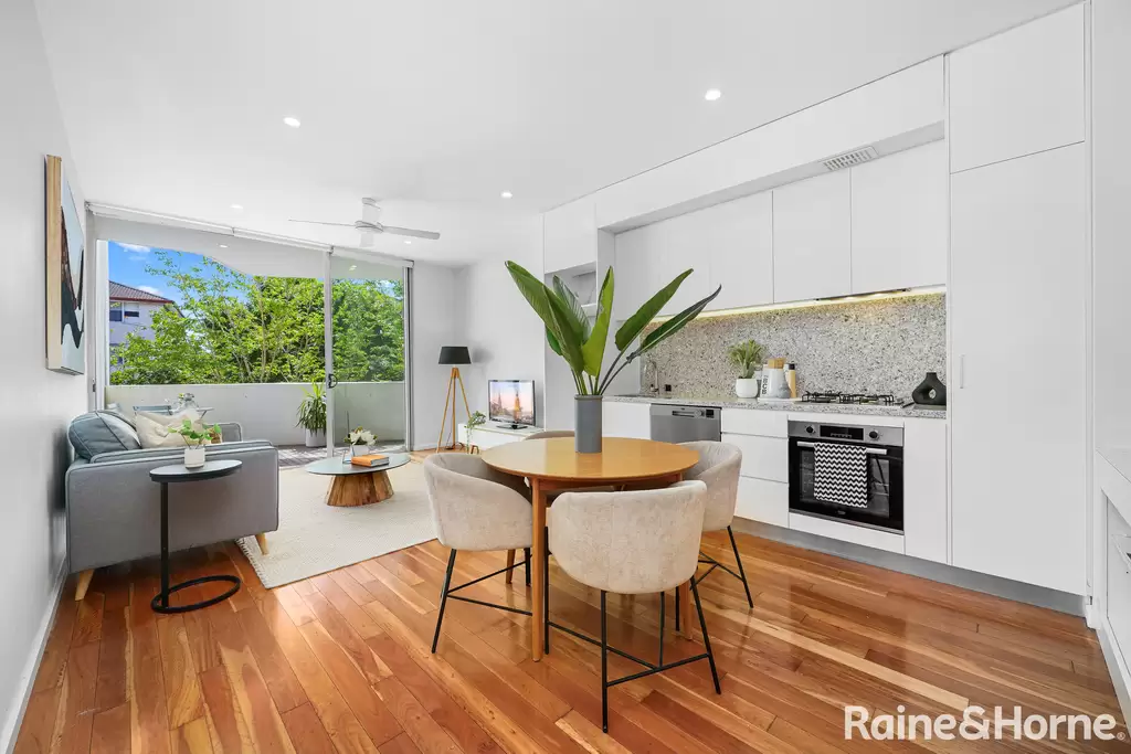103/10-20 Anzac Parade, Kensington Sold by Raine & Horne Randwick | Coogee | Clovelly