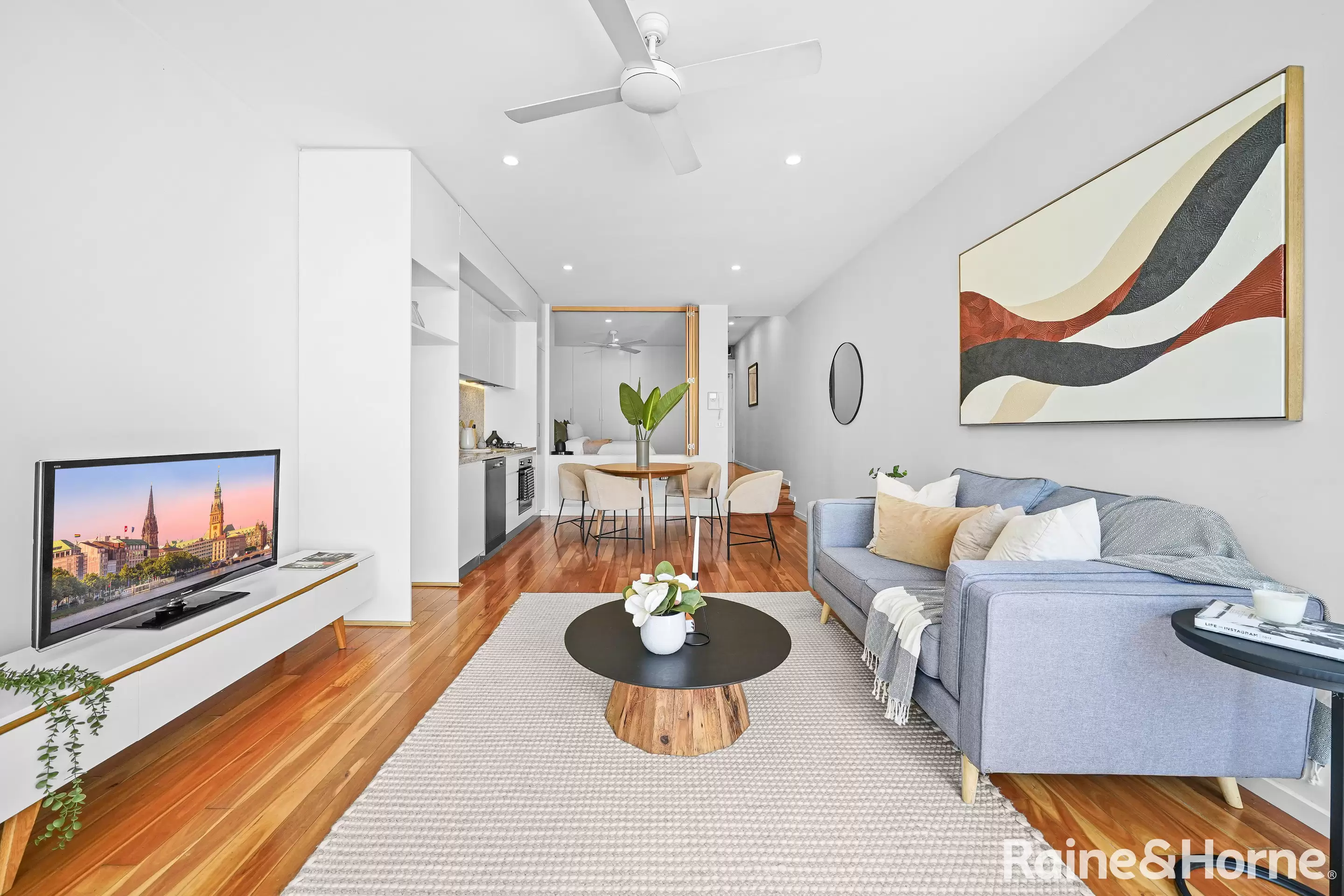 103/10-20 Anzac Parade, Kensington Sold by Raine & Horne Randwick | Coogee | Clovelly - image 2