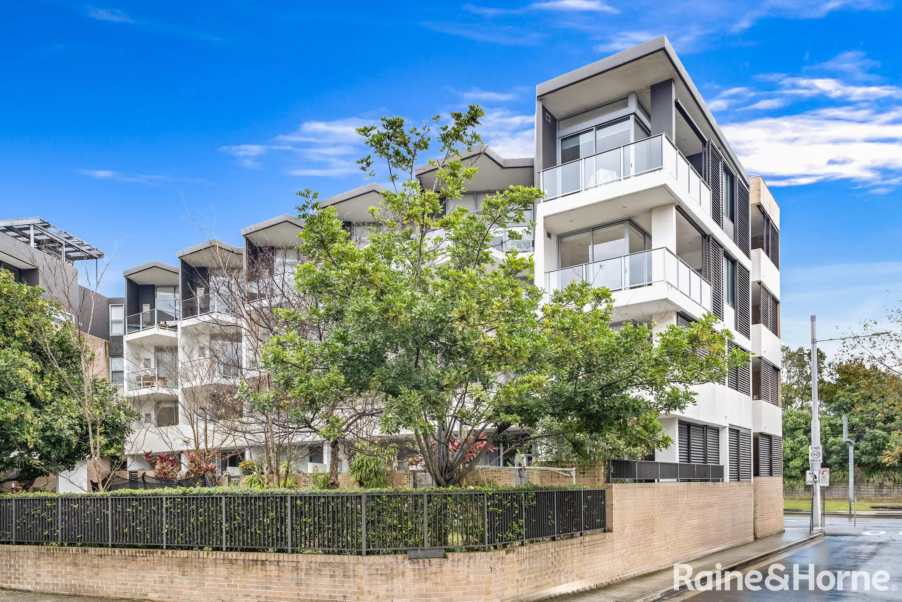 103/10-20 Anzac Parade, Kensington Sold by Raine & Horne Randwick | Coogee | Clovelly - image 8