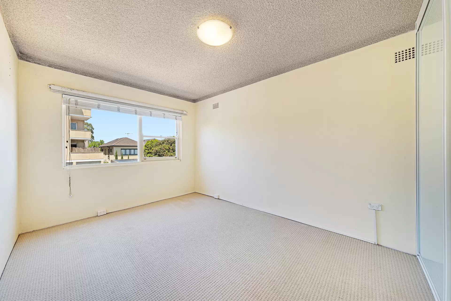 2/26 Howard Street, Randwick Leased by Raine & Horne Randwick | Coogee | Clovelly - image 1