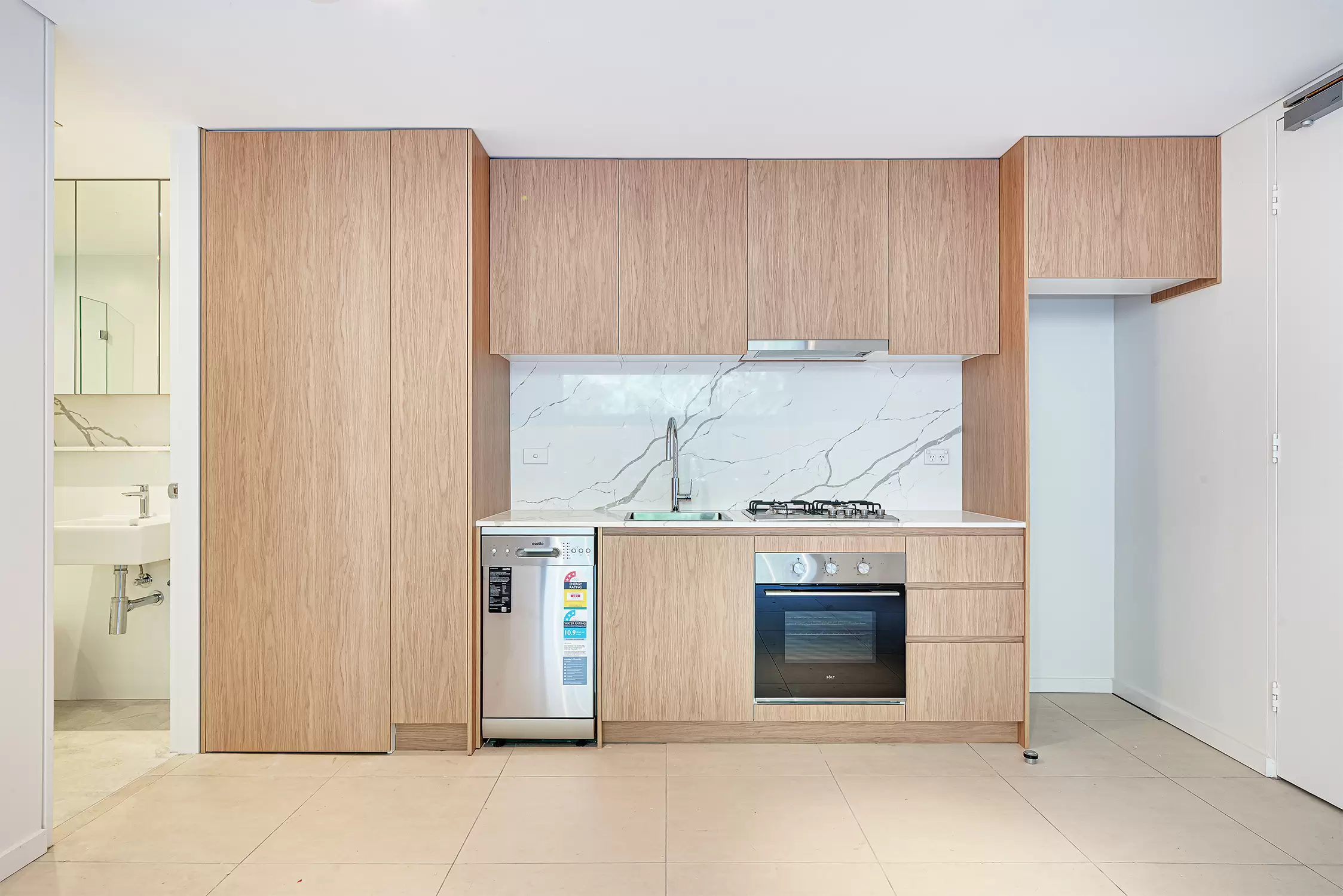 25/7-9 Alison Road, Kensington Leased by Raine & Horne Randwick | Coogee | Clovelly - image 2