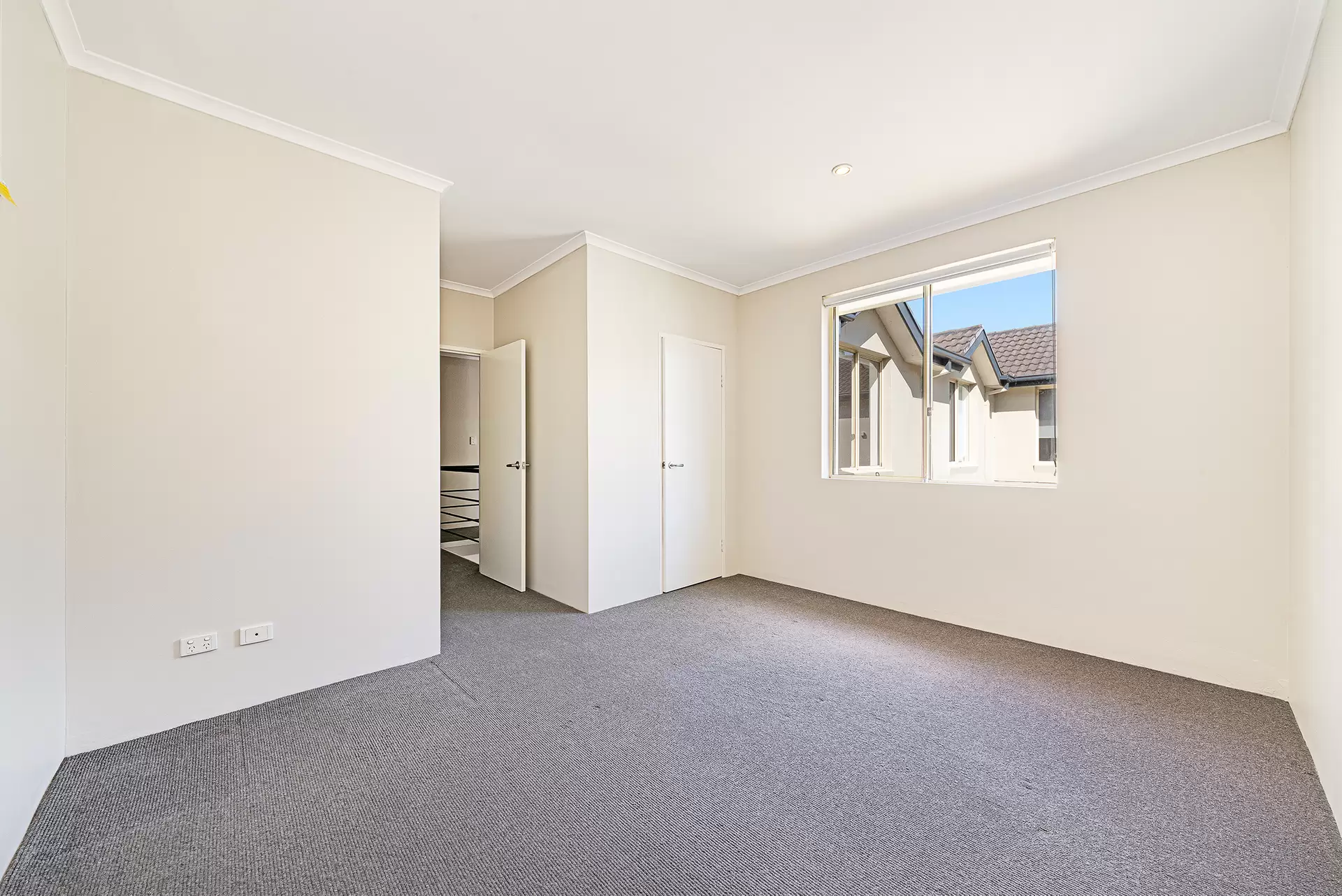 2/159 Perouse Road, Randwick Leased by Raine & Horne Randwick | Coogee | Clovelly - image 1