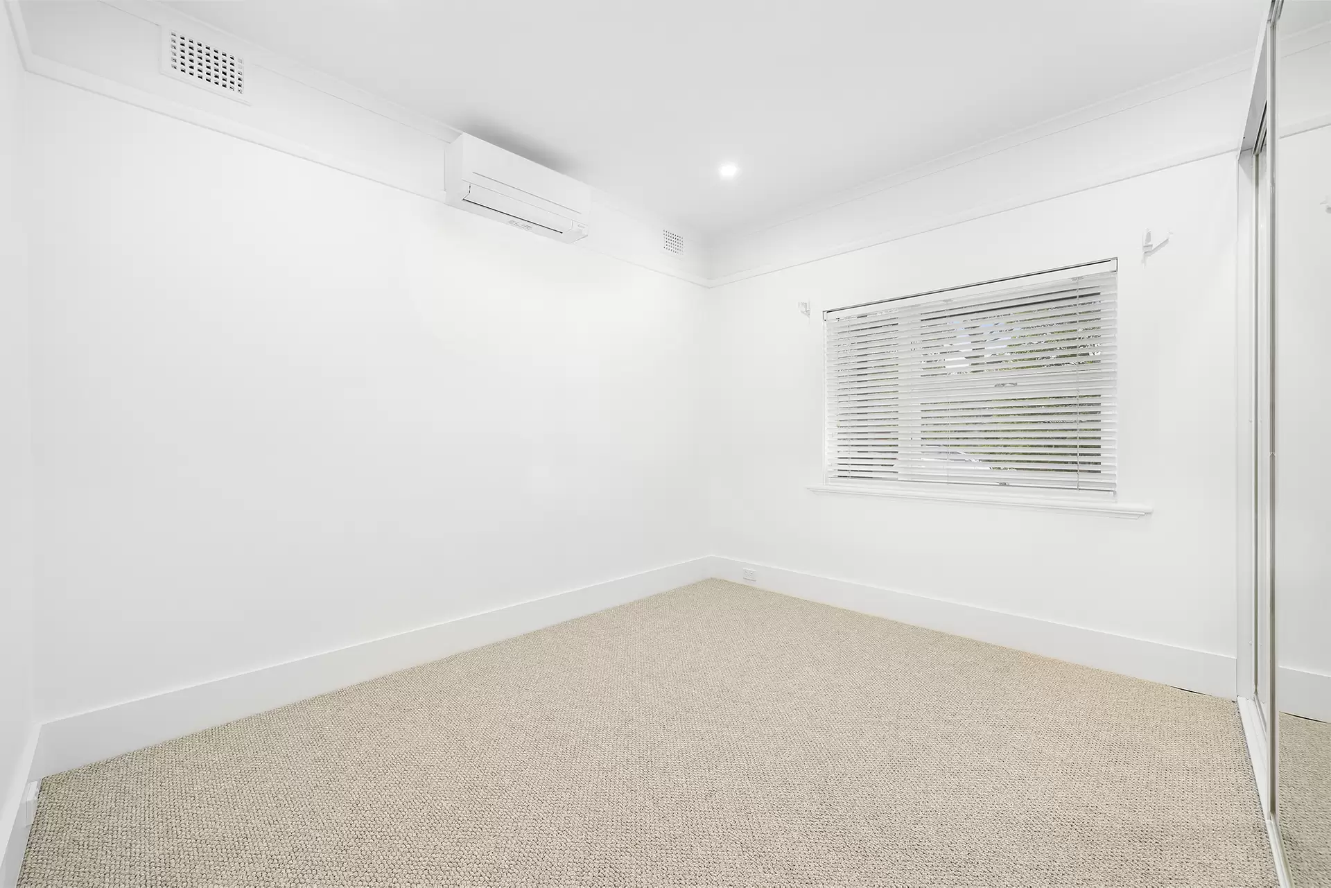 227 Barker Street, Randwick Leased by Raine & Horne Randwick | Coogee | Clovelly - image 1