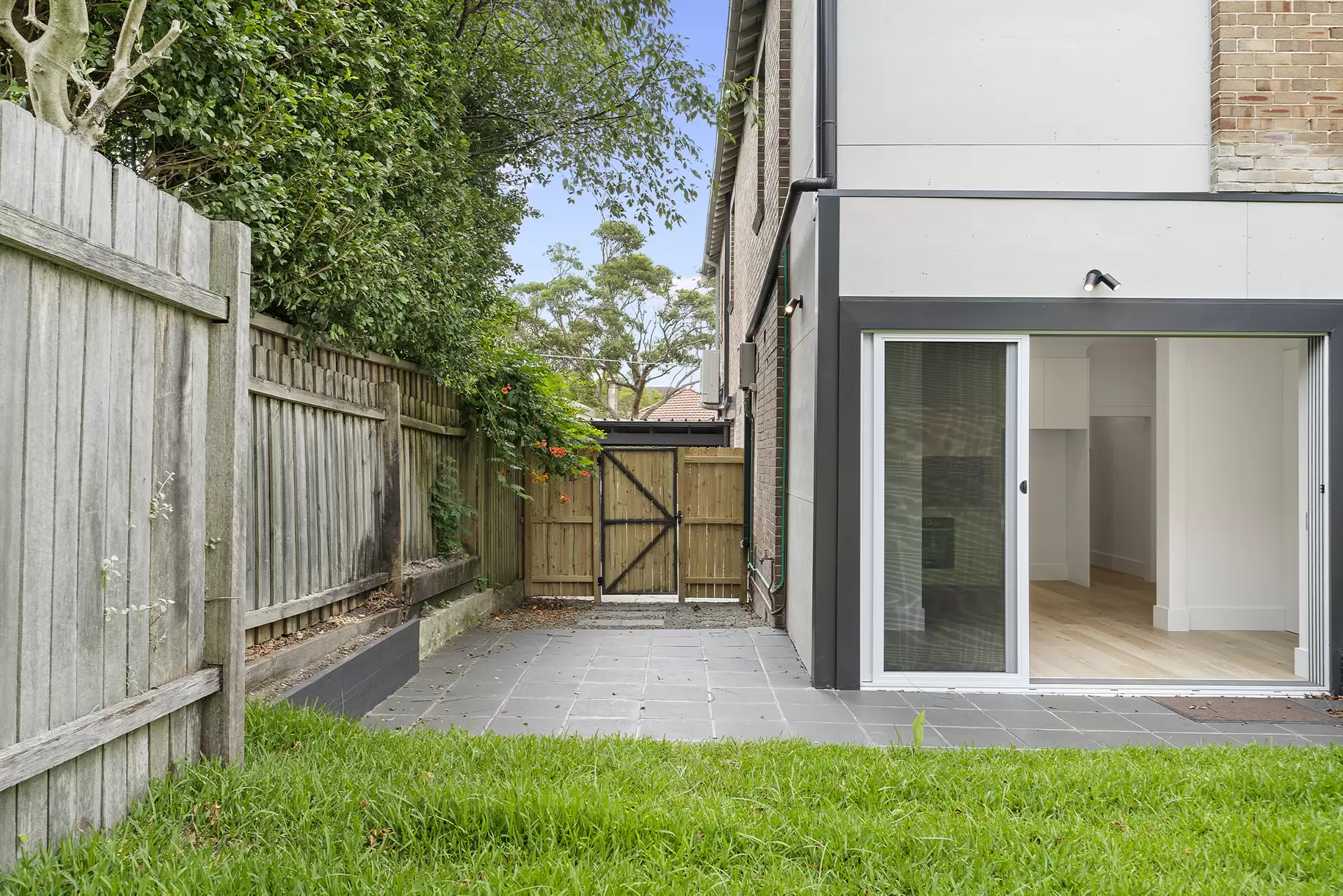 227 Barker Street, Randwick Leased by Raine & Horne Randwick | Coogee | Clovelly - image 1