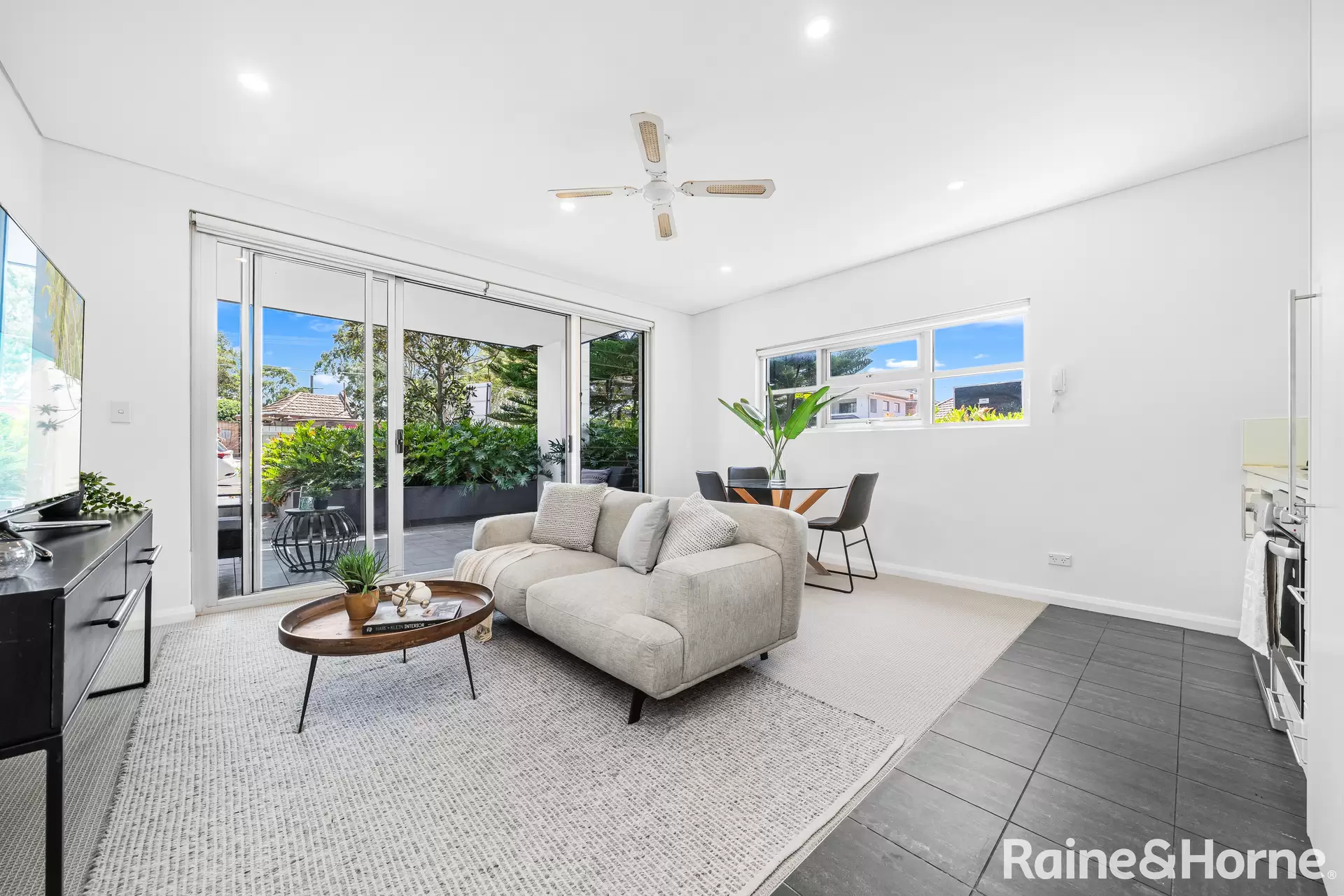 1/34 Avoca Street, Randwick Sold by Raine & Horne Randwick | Coogee | Clovelly