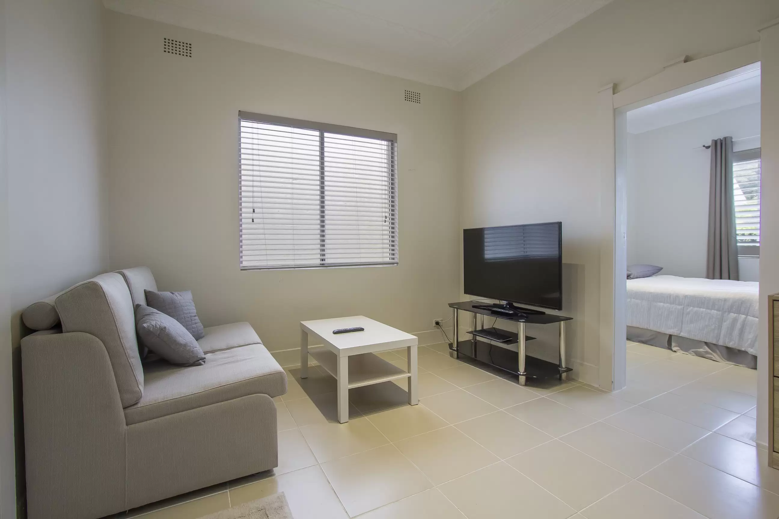7/25 Mackenzie Street, Bondi Junction Leased by Raine & Horne Randwick | Coogee | Clovelly - image 6