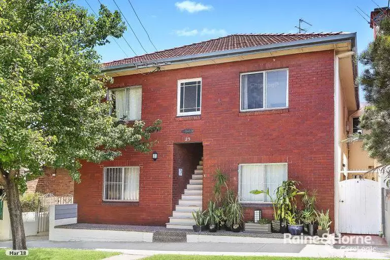7/25 Mackenzie Street, Bondi Junction Leased by Raine & Horne Randwick | Coogee | Clovelly