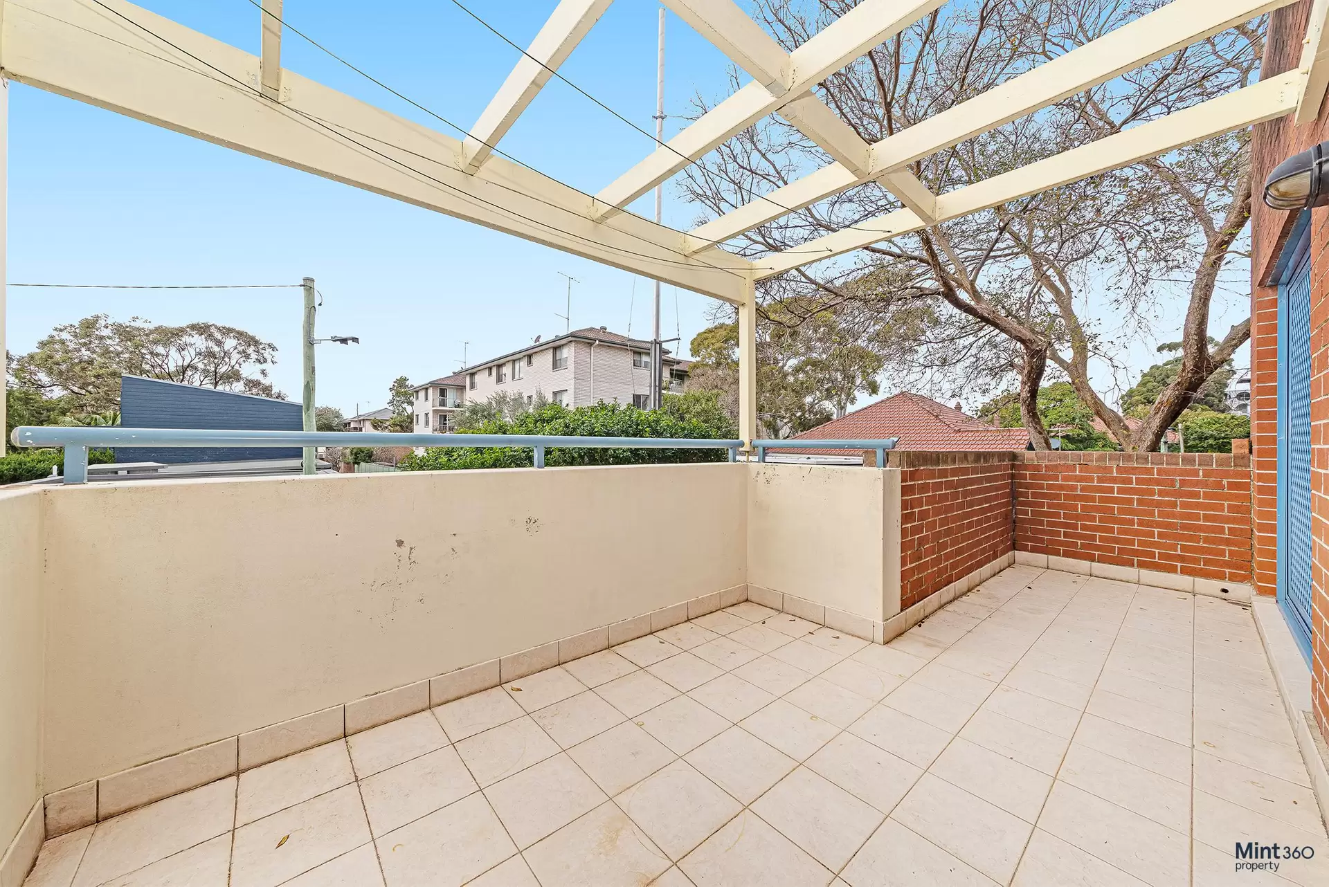 1/64 Anzac Parade, Kensington Leased by Raine & Horne Randwick | Coogee | Clovelly - image 1