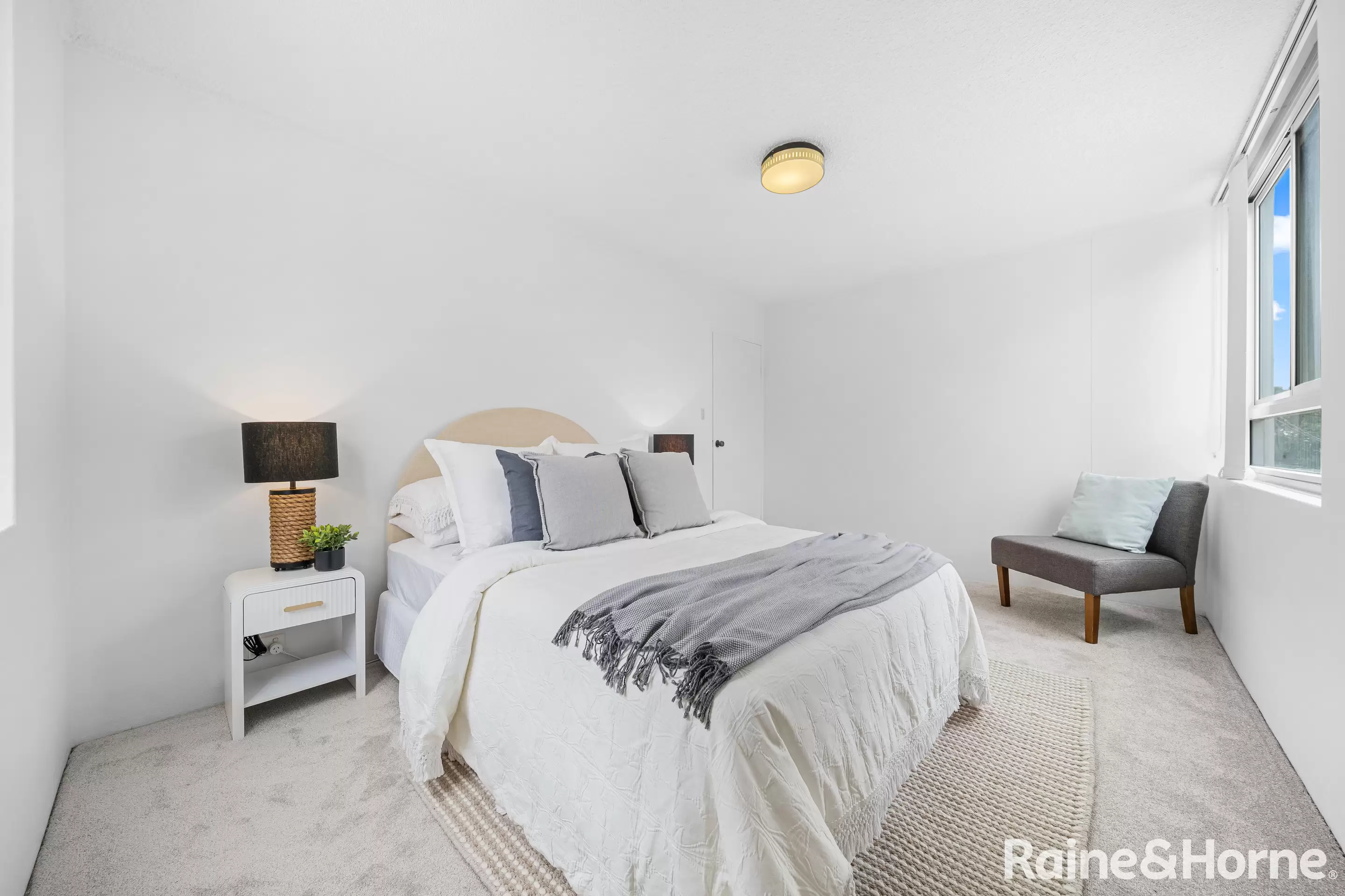 2/120 Beach Street, Coogee Sold by Raine & Horne Randwick | Coogee | Clovelly - image 3