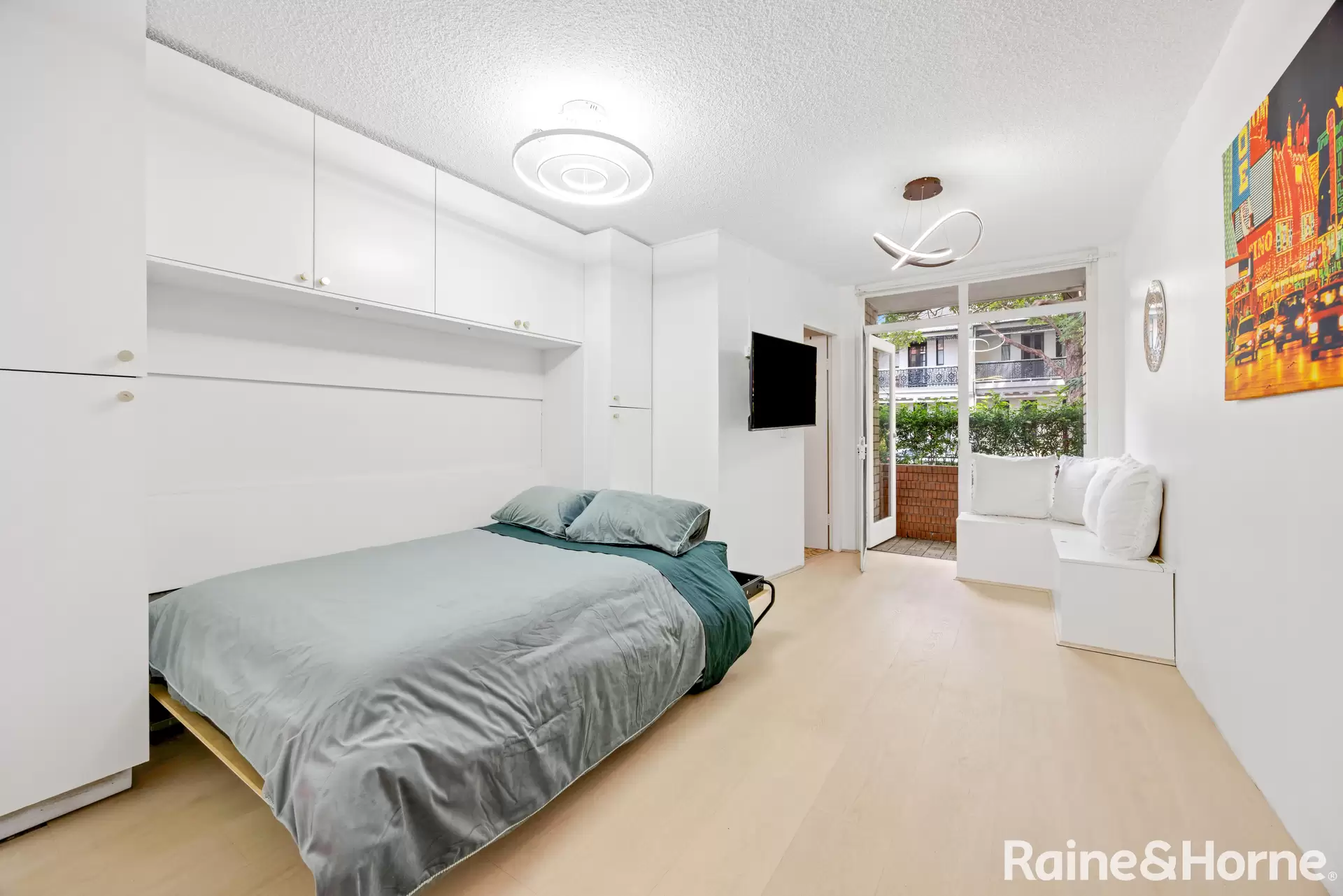 4/122-130 Arthur Street, Surry Hills Leased by Raine & Horne Randwick | Coogee | Clovelly - image 1