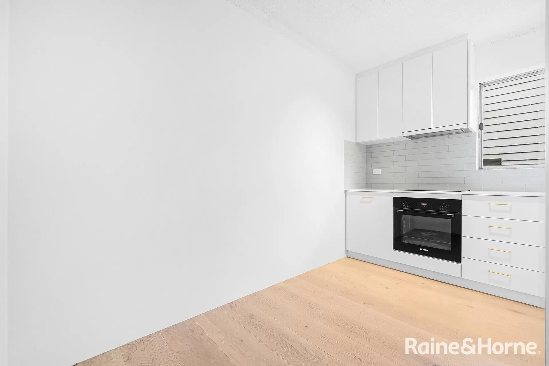 1/5 St Luke Street, Randwick Leased by Raine & Horne Randwick | Coogee | Clovelly - image 1