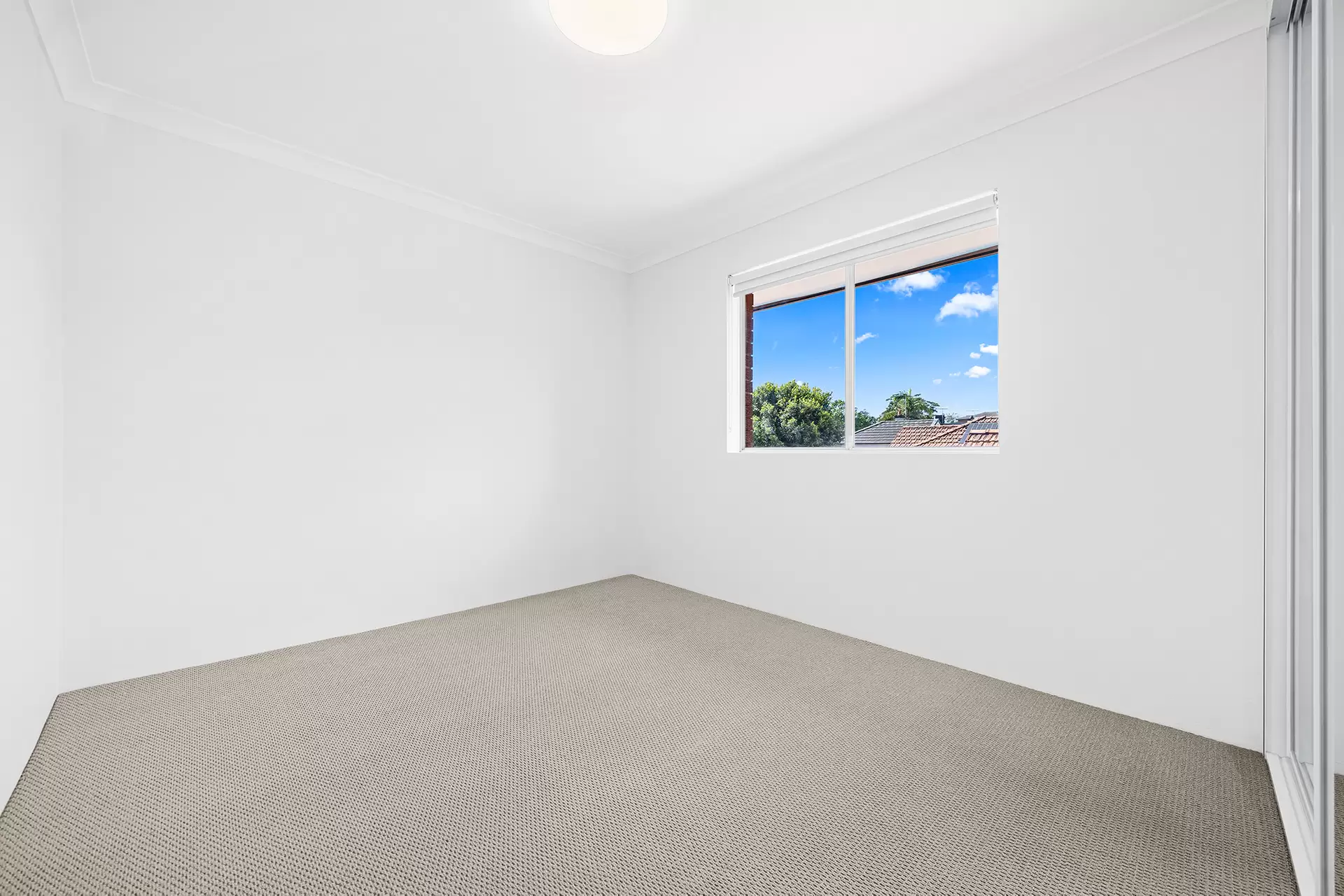 8/19 Hooper Street, Randwick Leased by Raine & Horne Randwick | Coogee | Clovelly - image 1