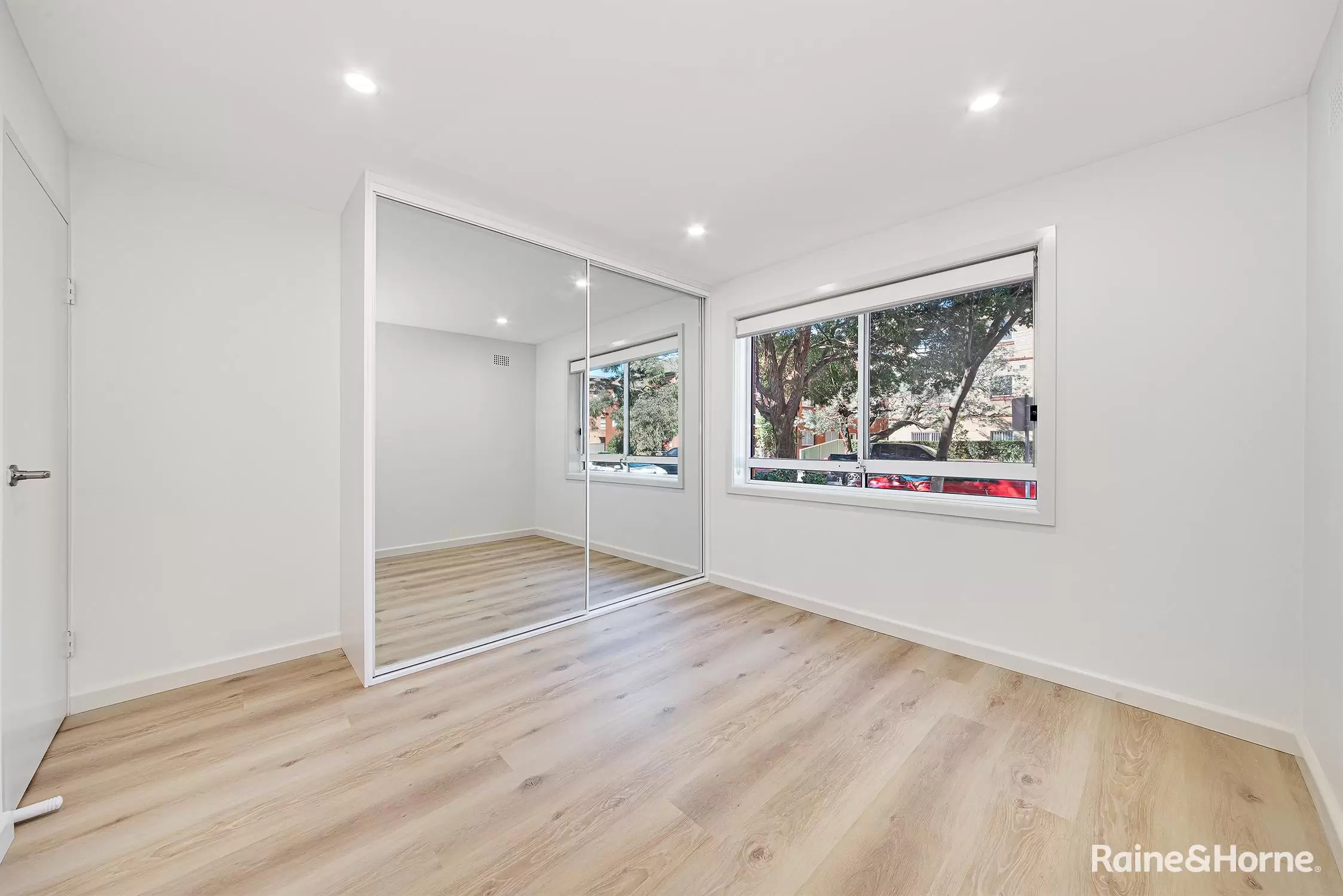 2/21 Jauncey Place, Hillsdale Leased by Raine & Horne Randwick | Coogee | Clovelly - image 5