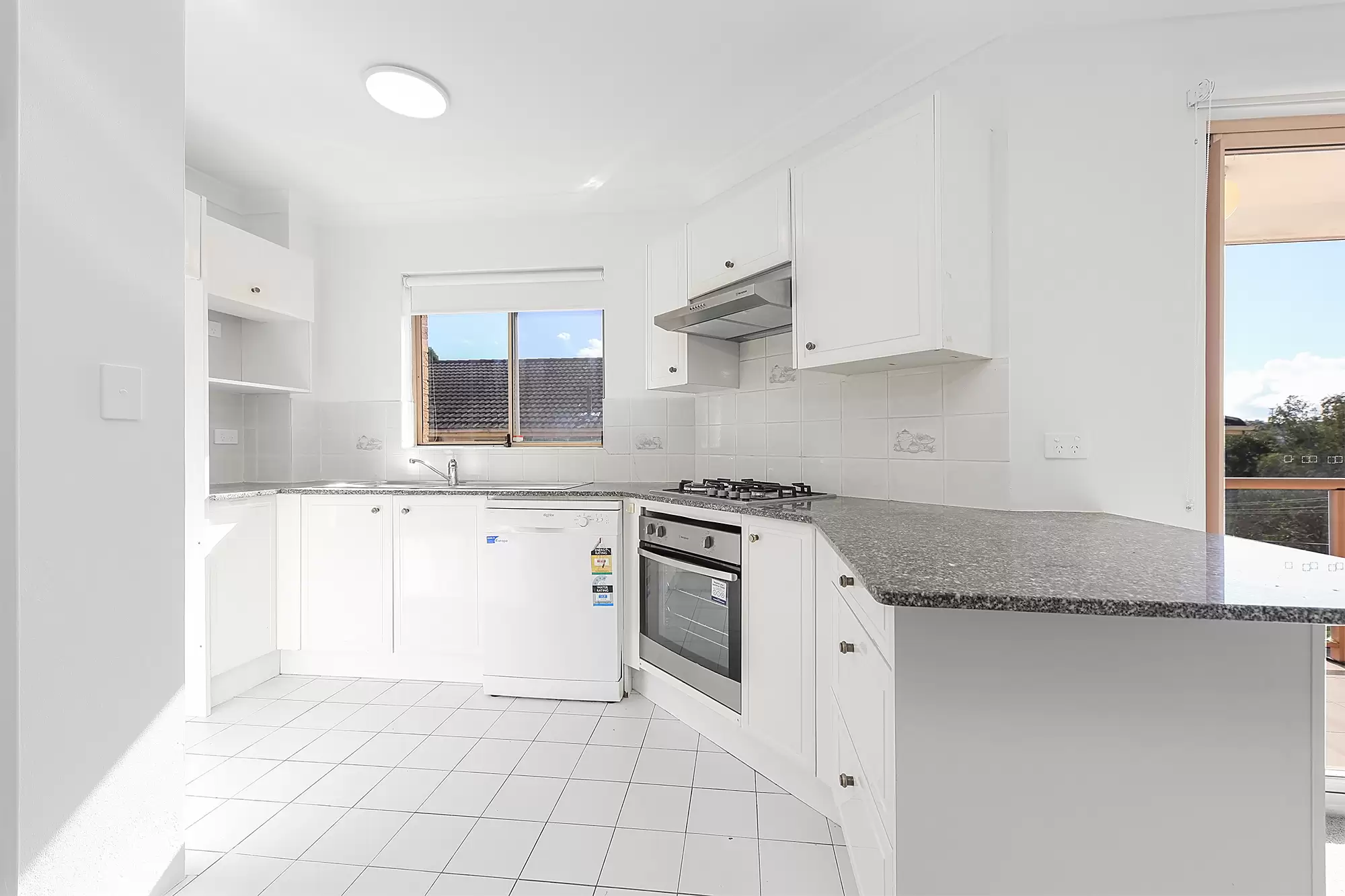 5/20 Prince Street, Randwick Leased by Raine & Horne Randwick | Coogee | Clovelly - image 2