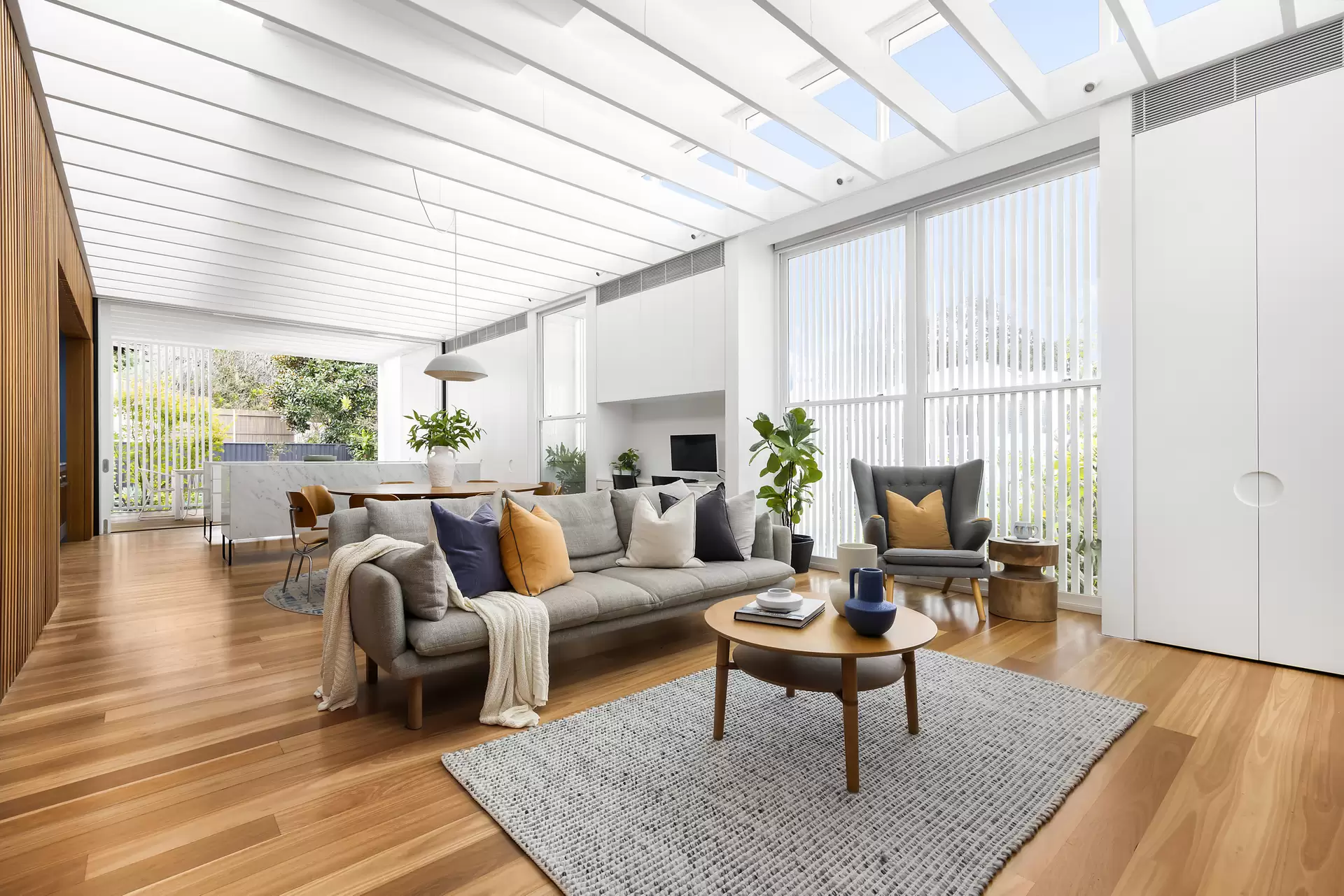2 Knox Street, Clovelly Sold by Raine & Horne Randwick | Coogee | Clovelly - image 1