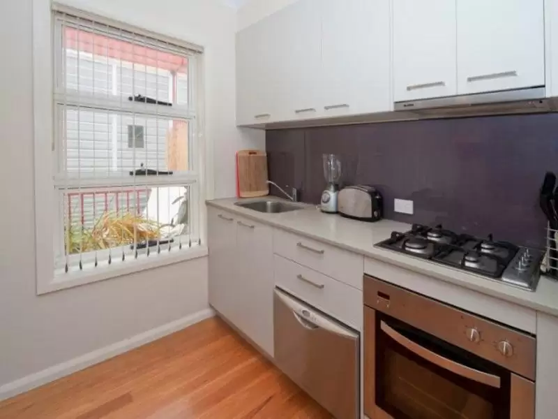 11/79 Arden Street, Coogee Leased by Raine & Horne Randwick | Coogee | Clovelly - image 2