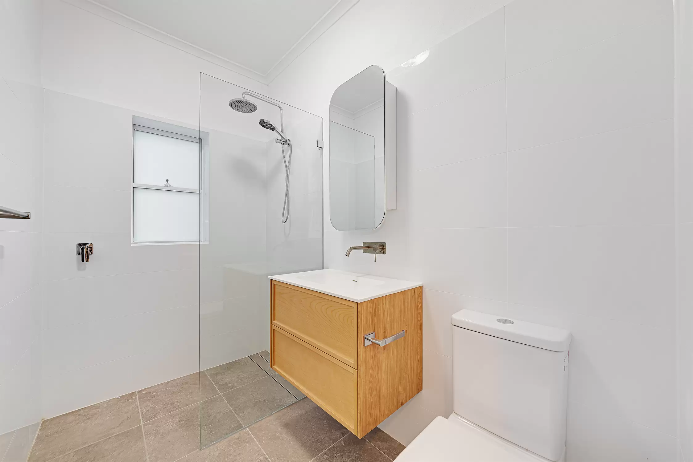152 Paine Street, Maroubra Leased by Raine & Horne Randwick | Coogee | Clovelly - image 3