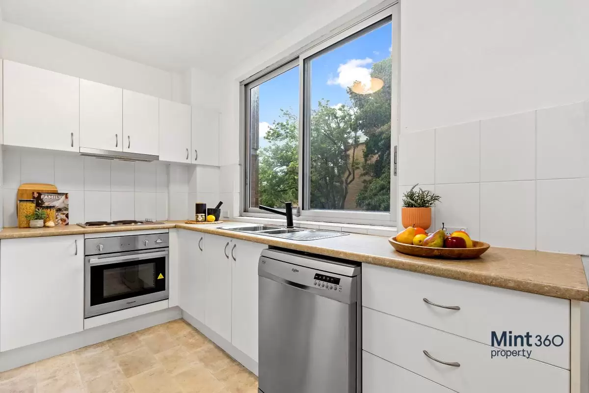 2F/94-96 Alison Road, Randwick Sold by Raine & Horne Randwick | Coogee | Clovelly - image 4