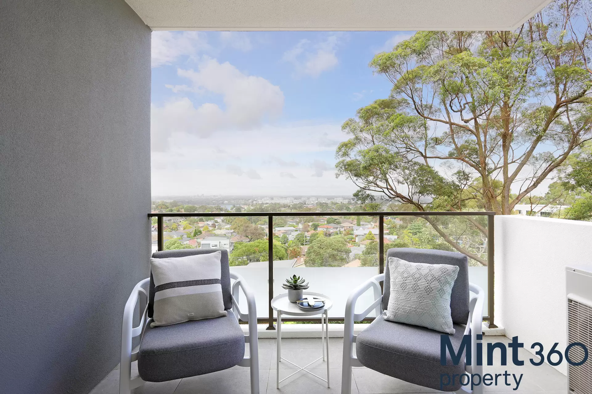S61B/75 Belmore Road, Randwick Leased by Raine & Horne Randwick | Coogee | Clovelly - image 1
