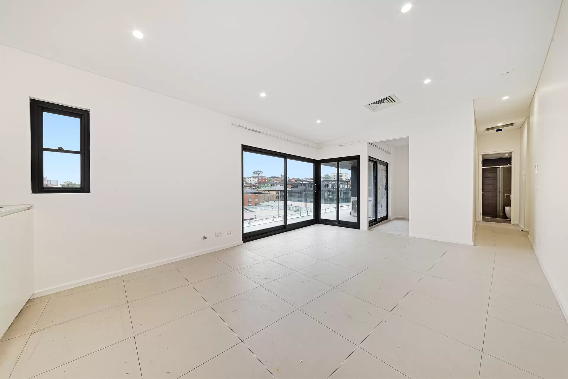 602/9-15 Ascot Street, Kensington Leased by Raine & Horne Randwick | Coogee | Clovelly - image 1