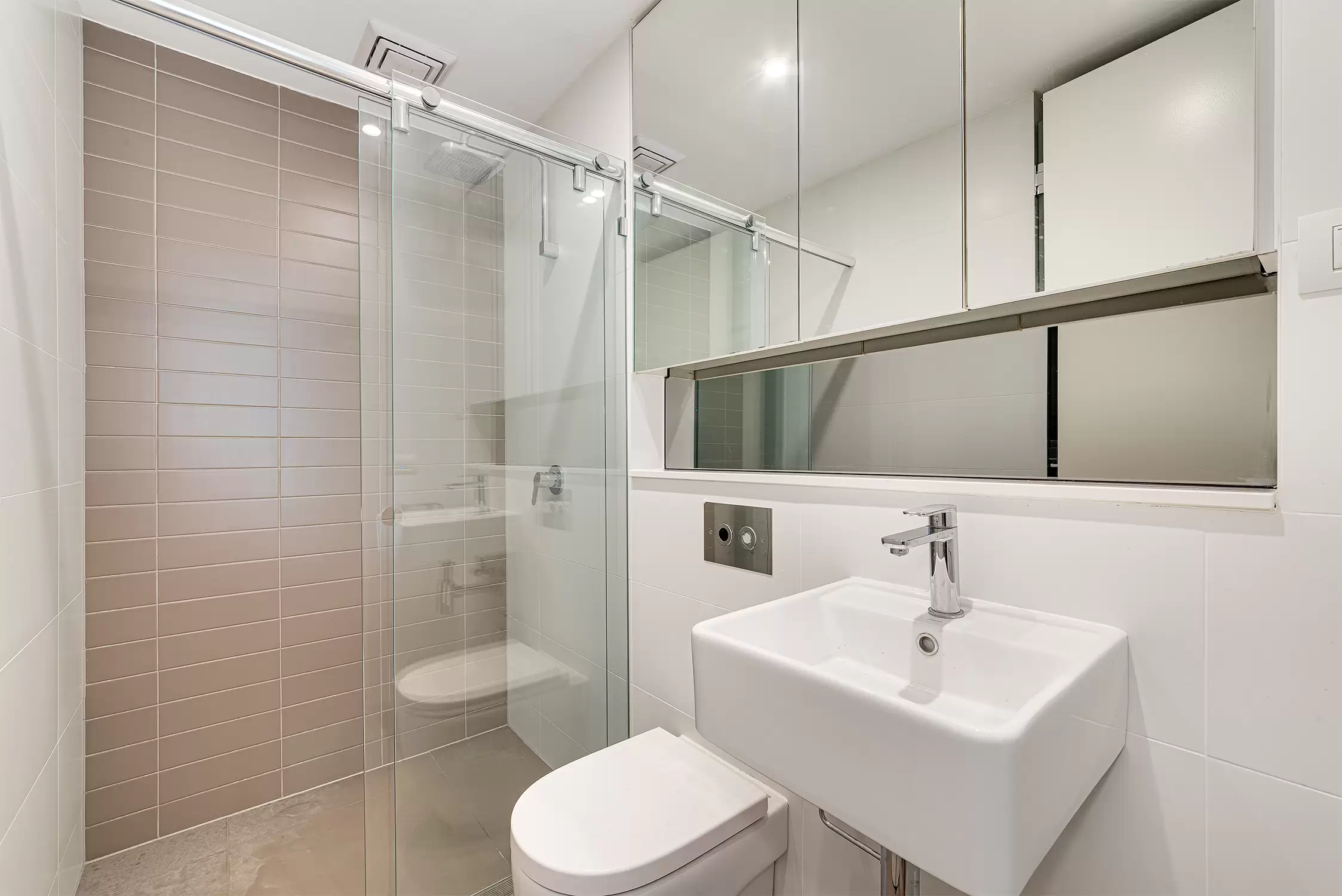 602/9-15 Ascot Street, Kensington Leased by Raine & Horne Randwick | Coogee | Clovelly - image 4